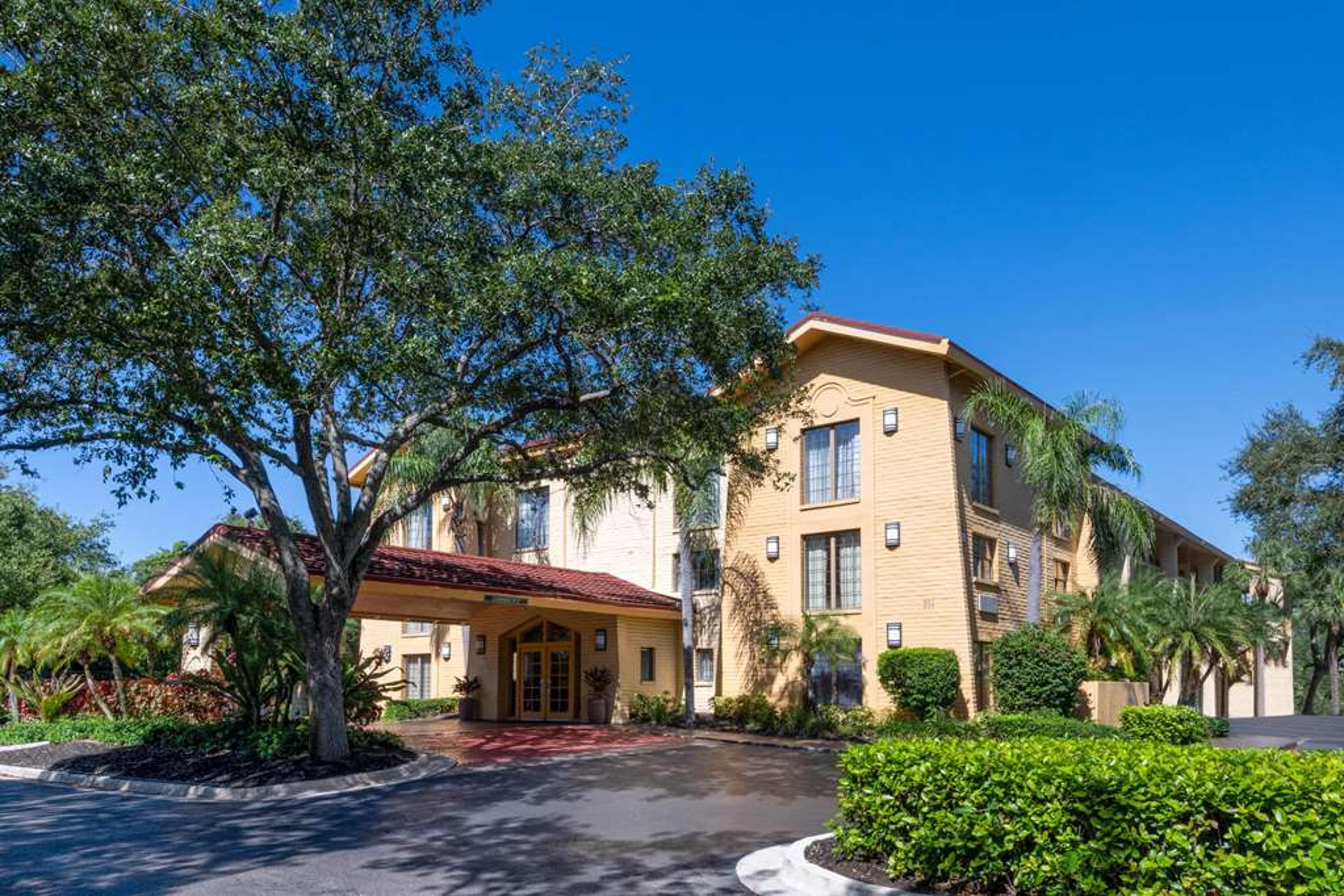 LA QUINTA EAST DEERFIELD BEACH