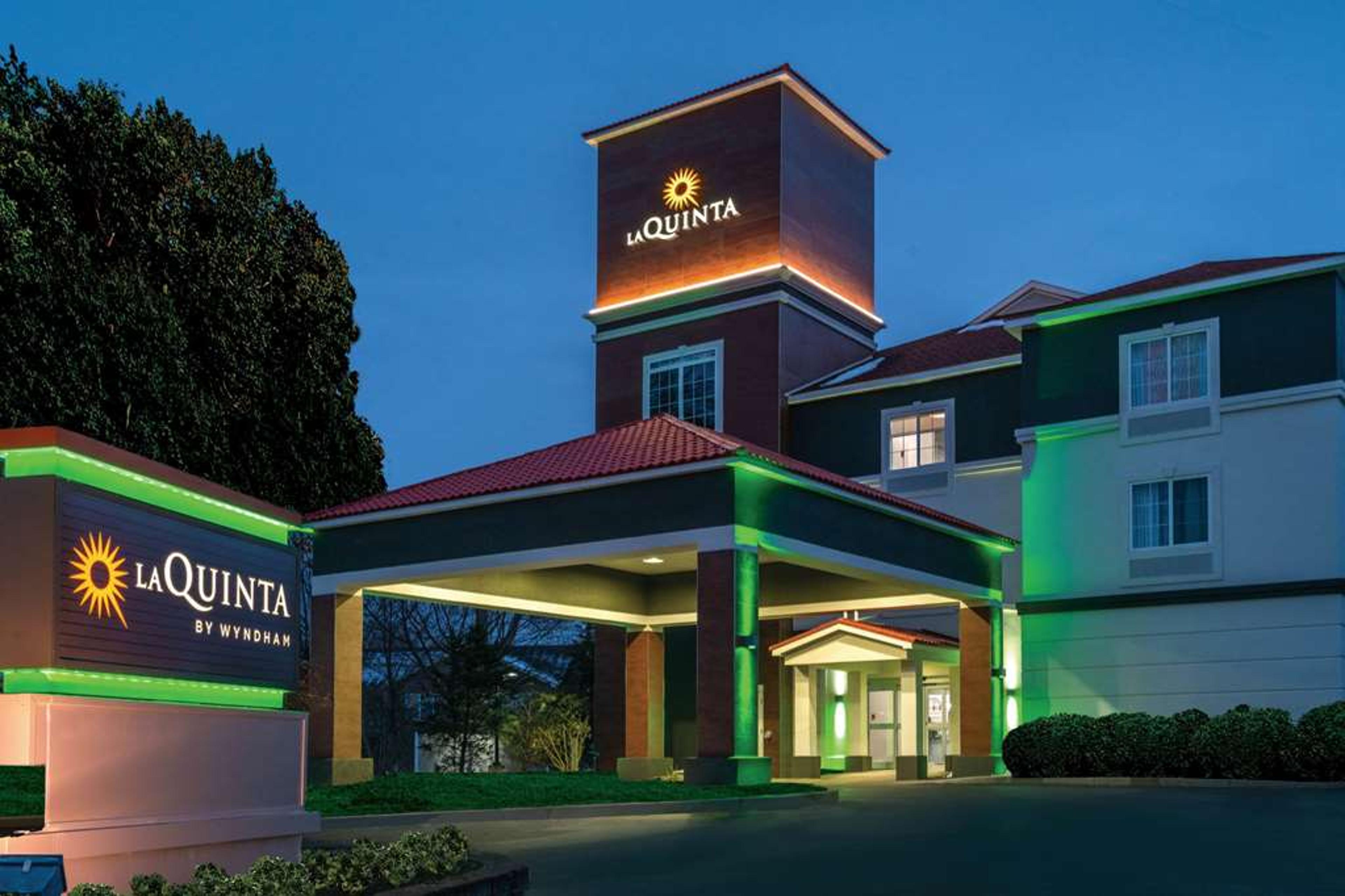 LA QUINTA INN STE LATHAM ALBANY AP