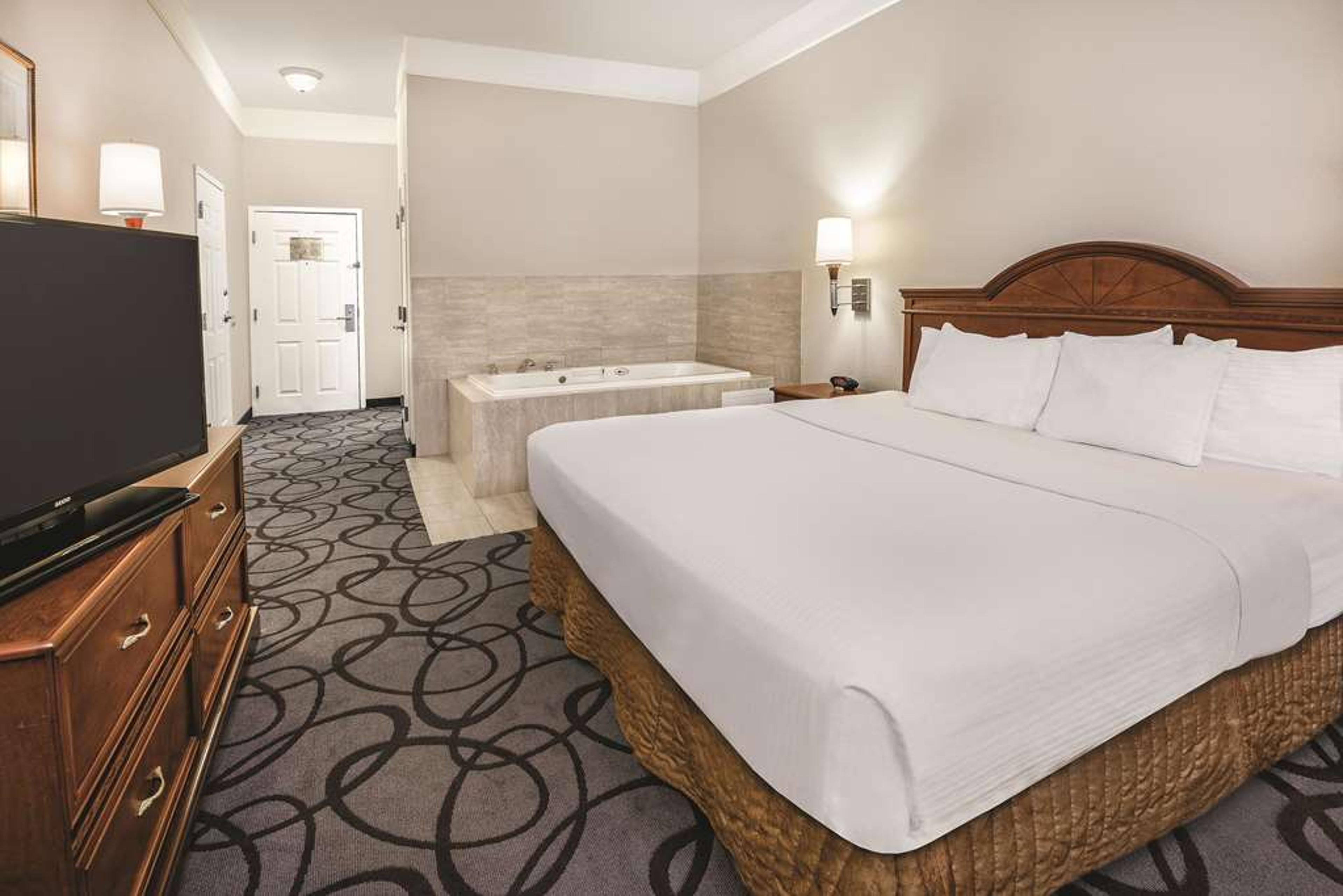 LA QUINTA INN STE STEPHENVILLE