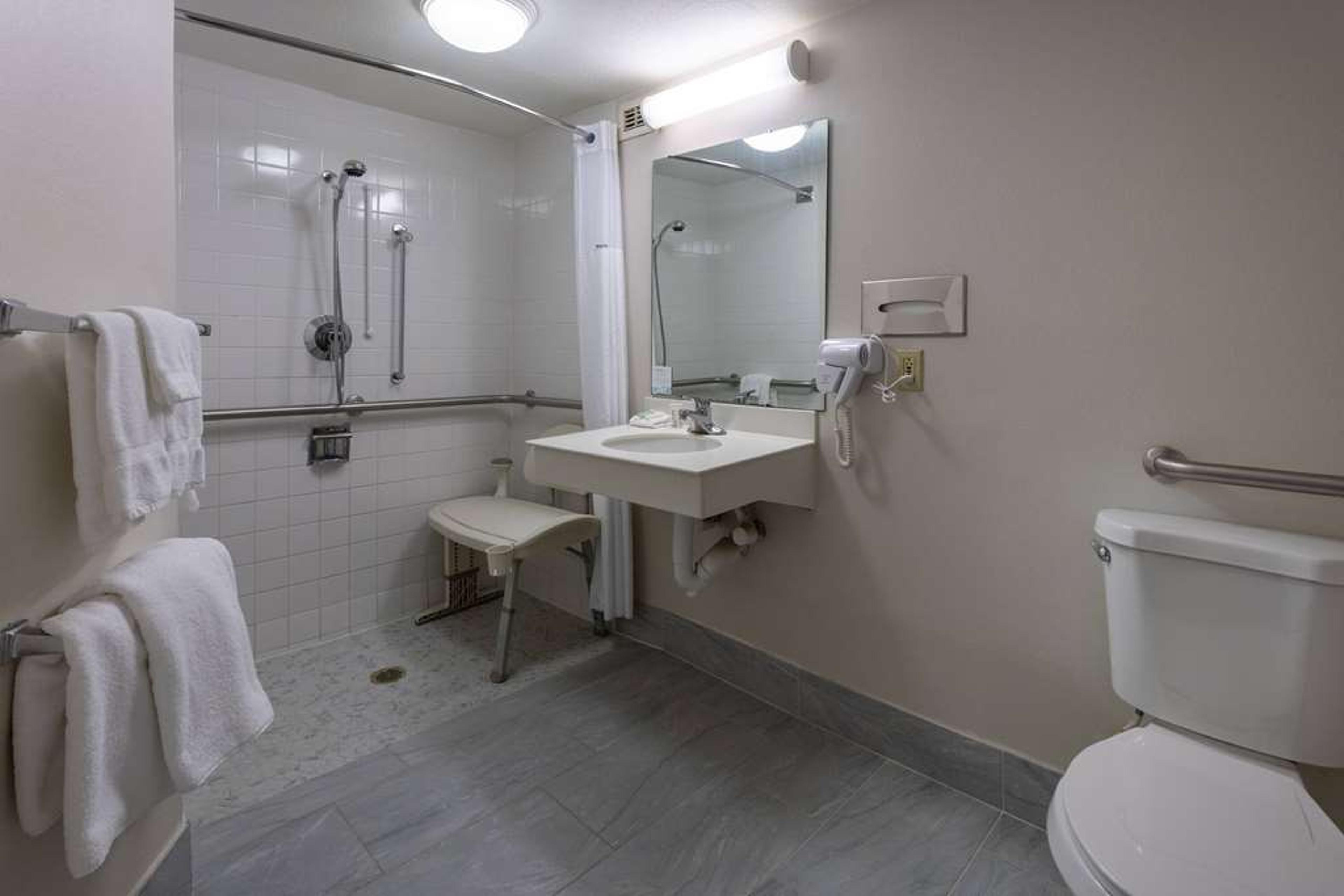 LA QUINTA INN STE TRI-CITIES