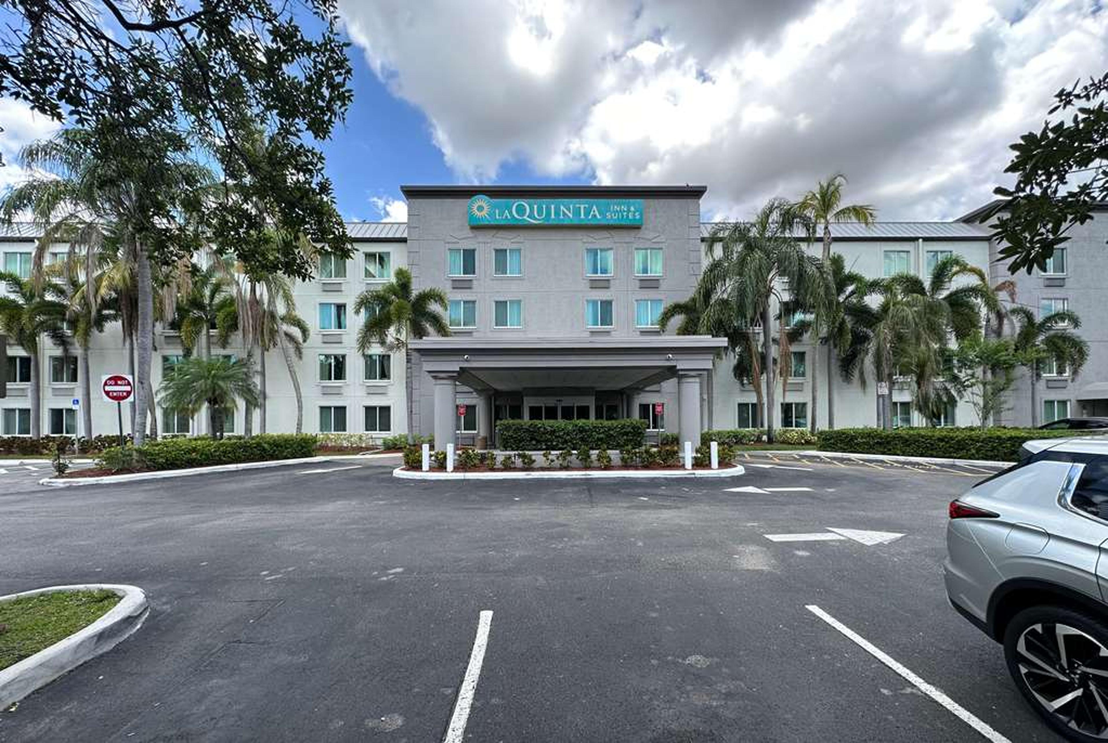 LA QUINTA INN STE SUNRISE SAWGRASS