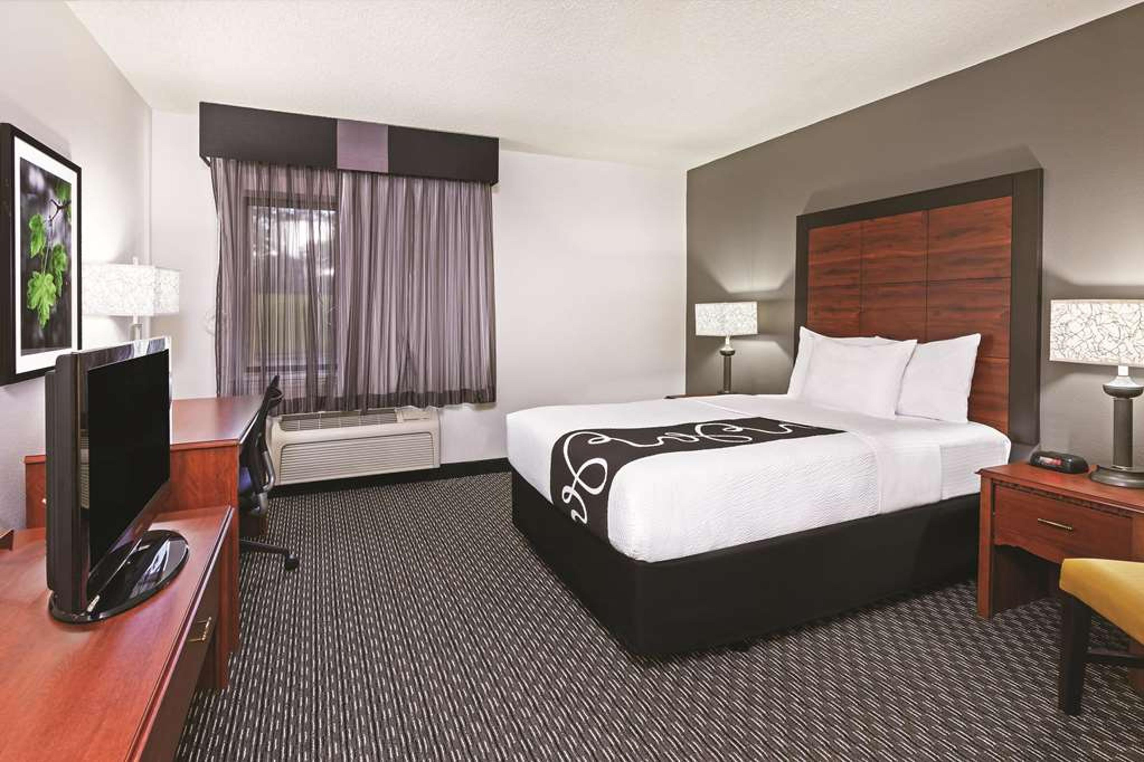 LA QUINTA INN STE NORTH MCCAIN MALL