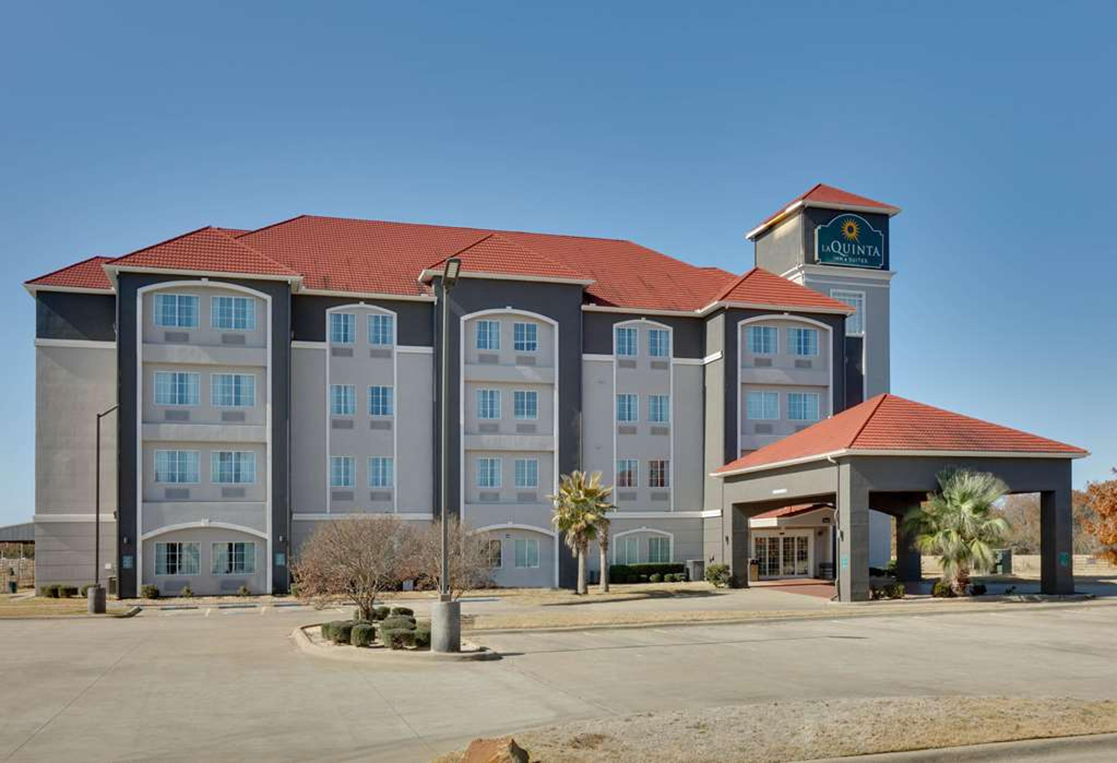 LA QUINTA INN STE LINDALE