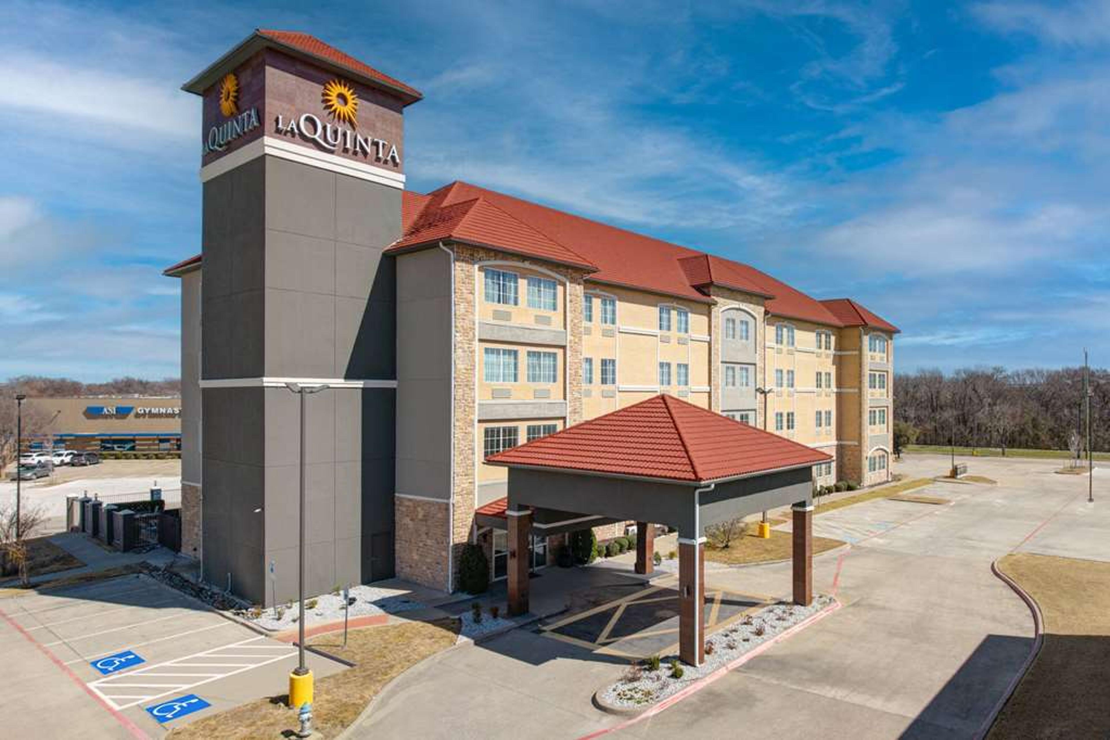 LA QUINTA INN STE ALLEN