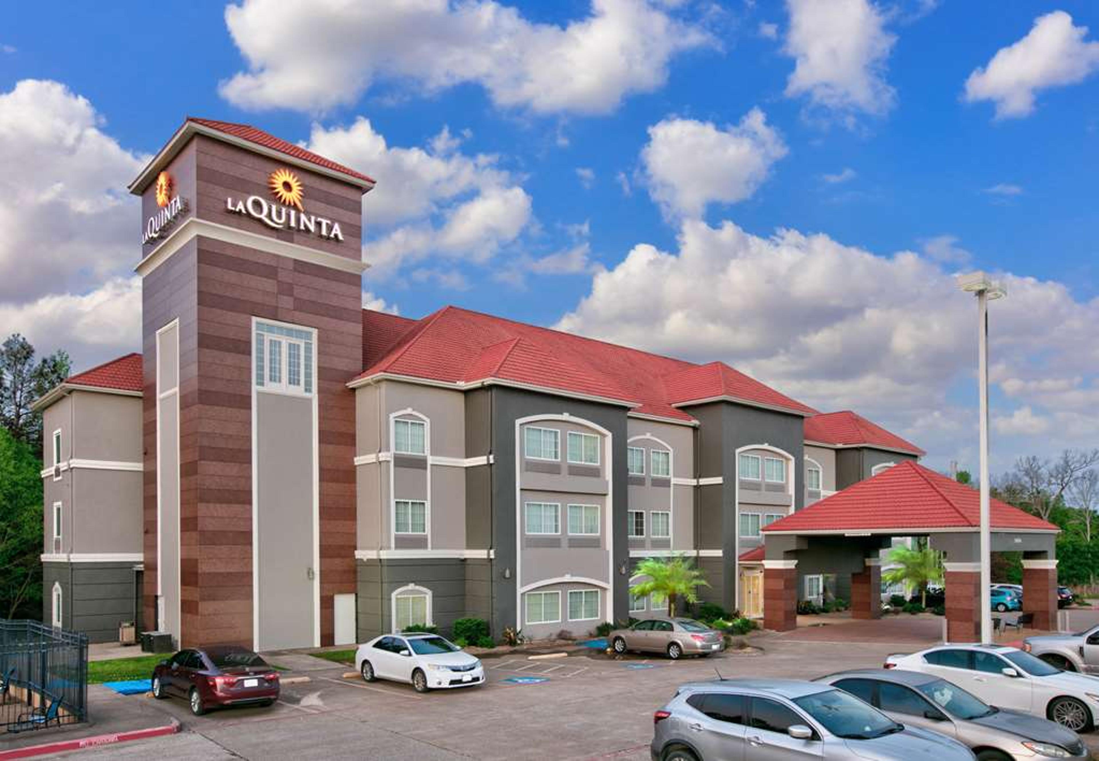 LA QUINTA INN STE PALESTINE