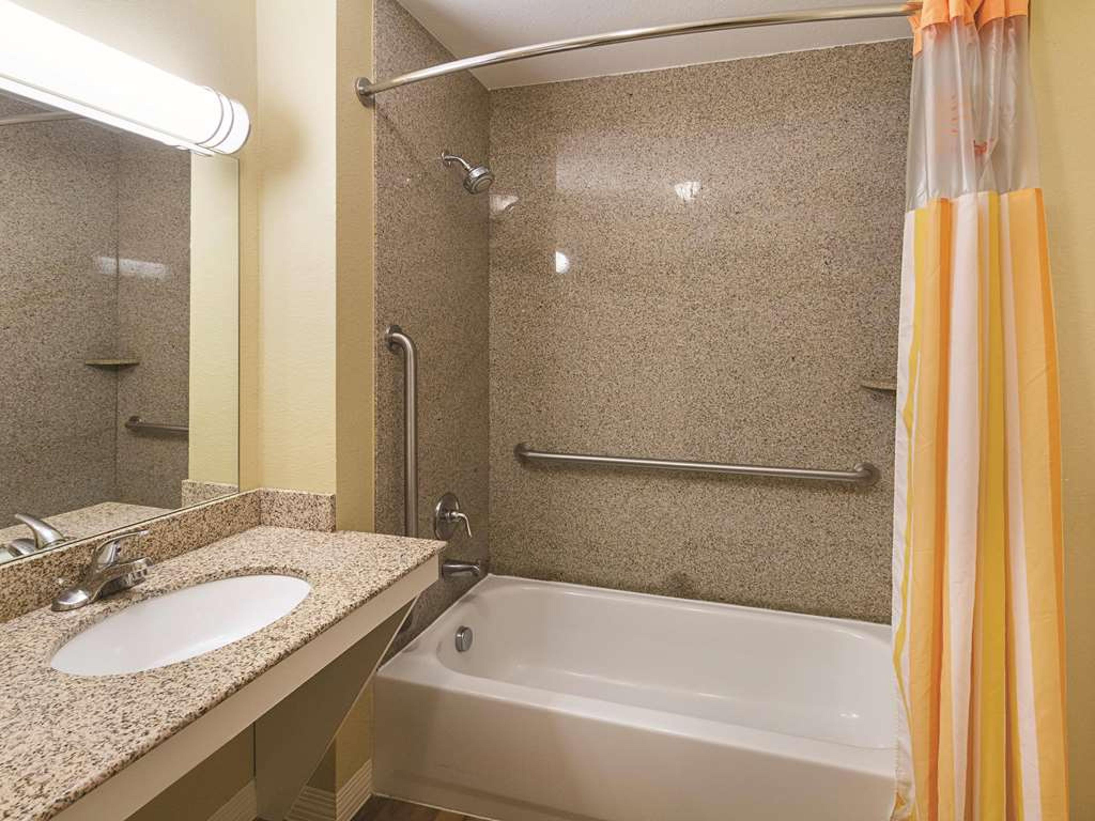 LA QUINTA INN STE WAXAHACHIE