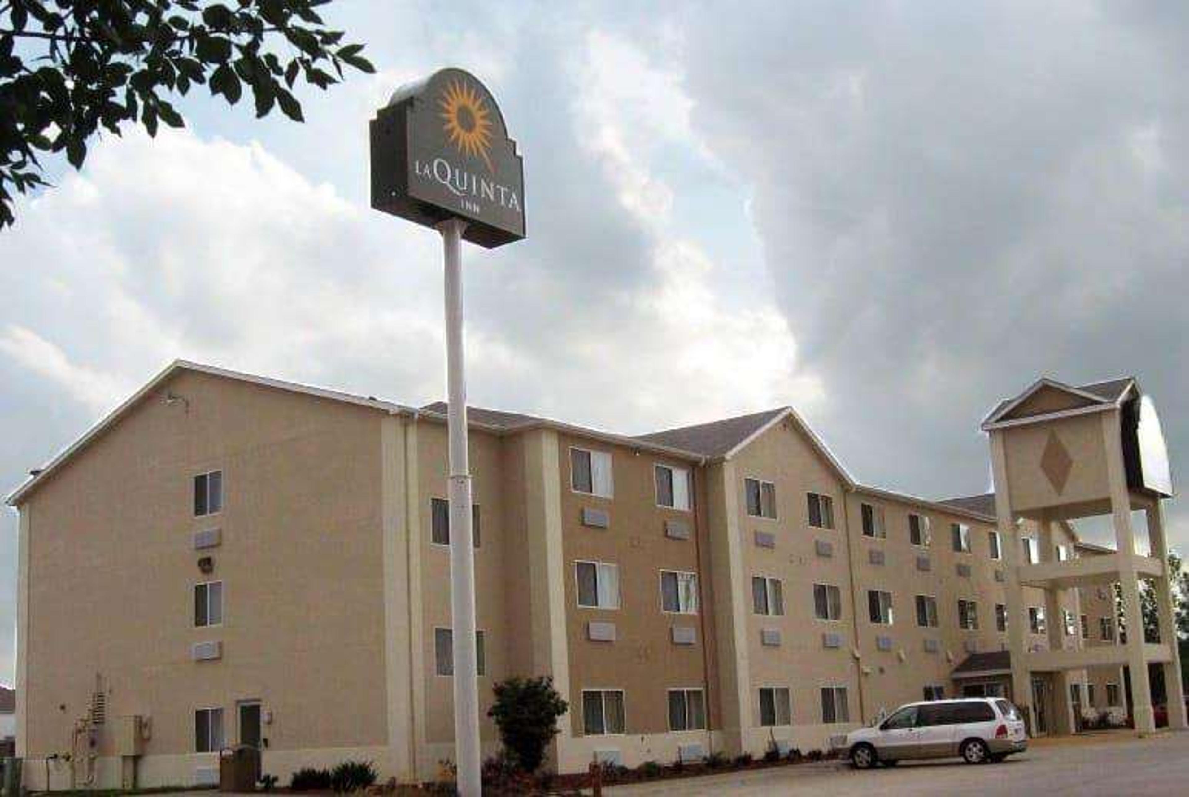 LA QUINTA INN LINCOLN