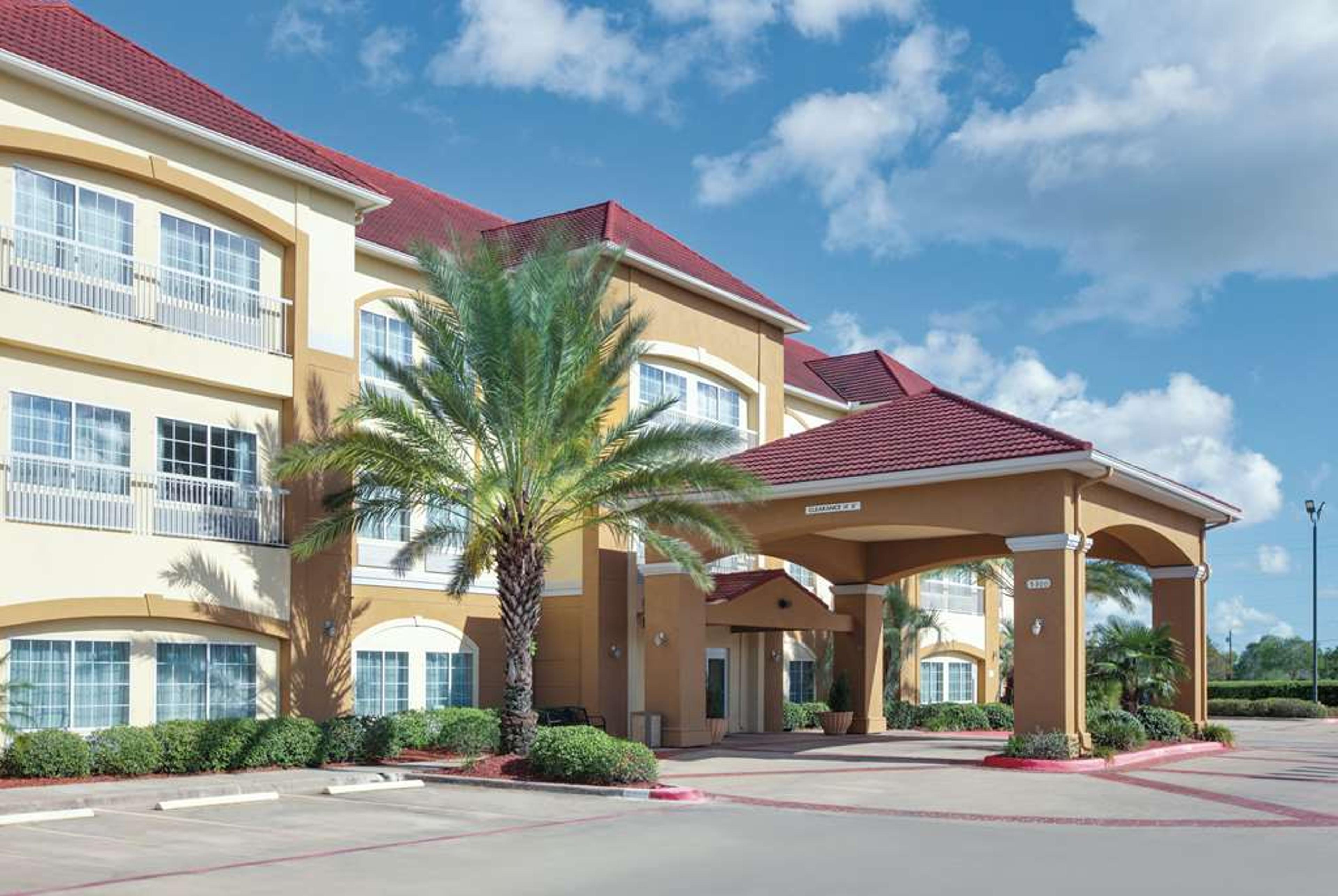 LA QUINTA INN STE BAY CITY
