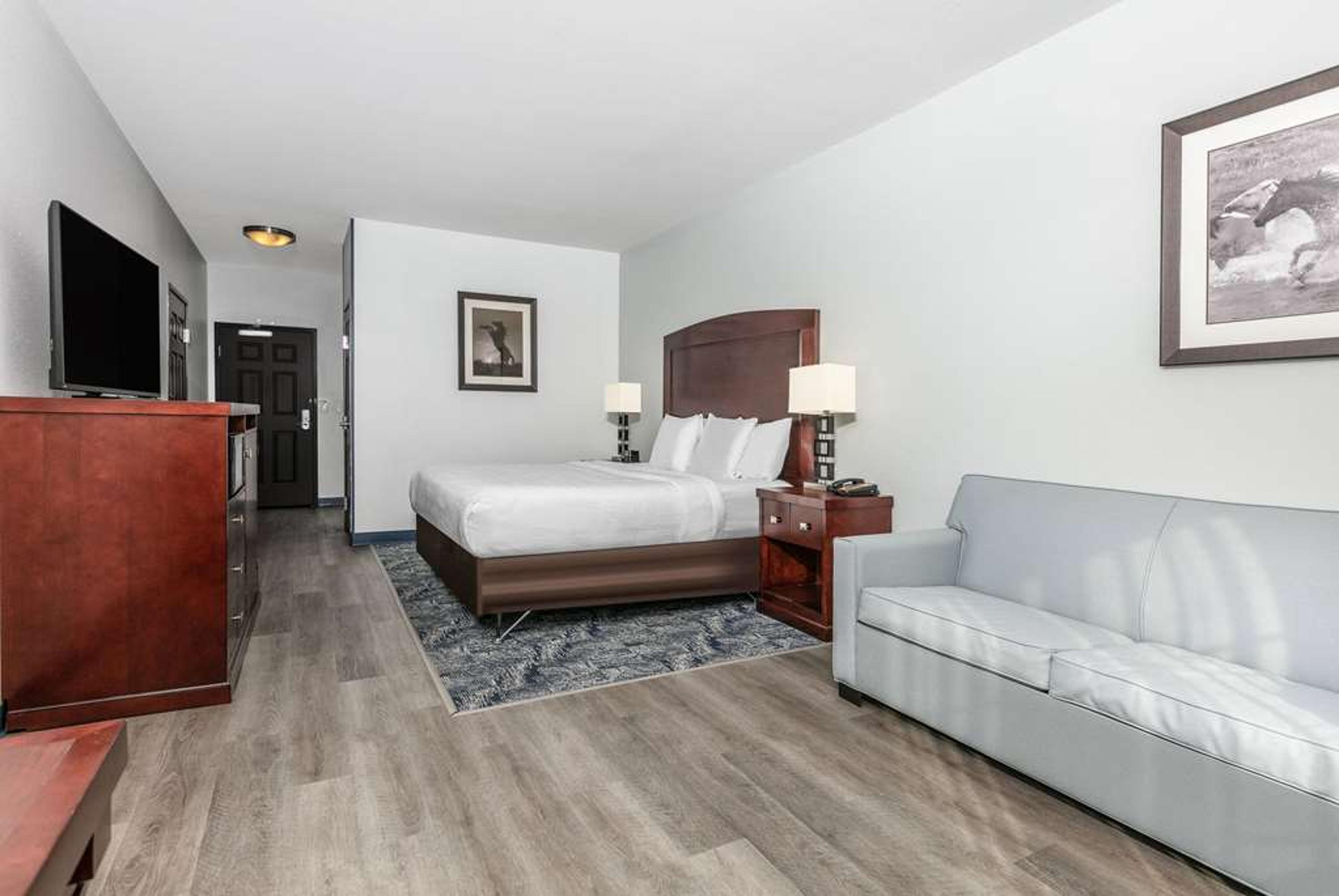 LA QUINTA INN STE FT WORTH NE MALL