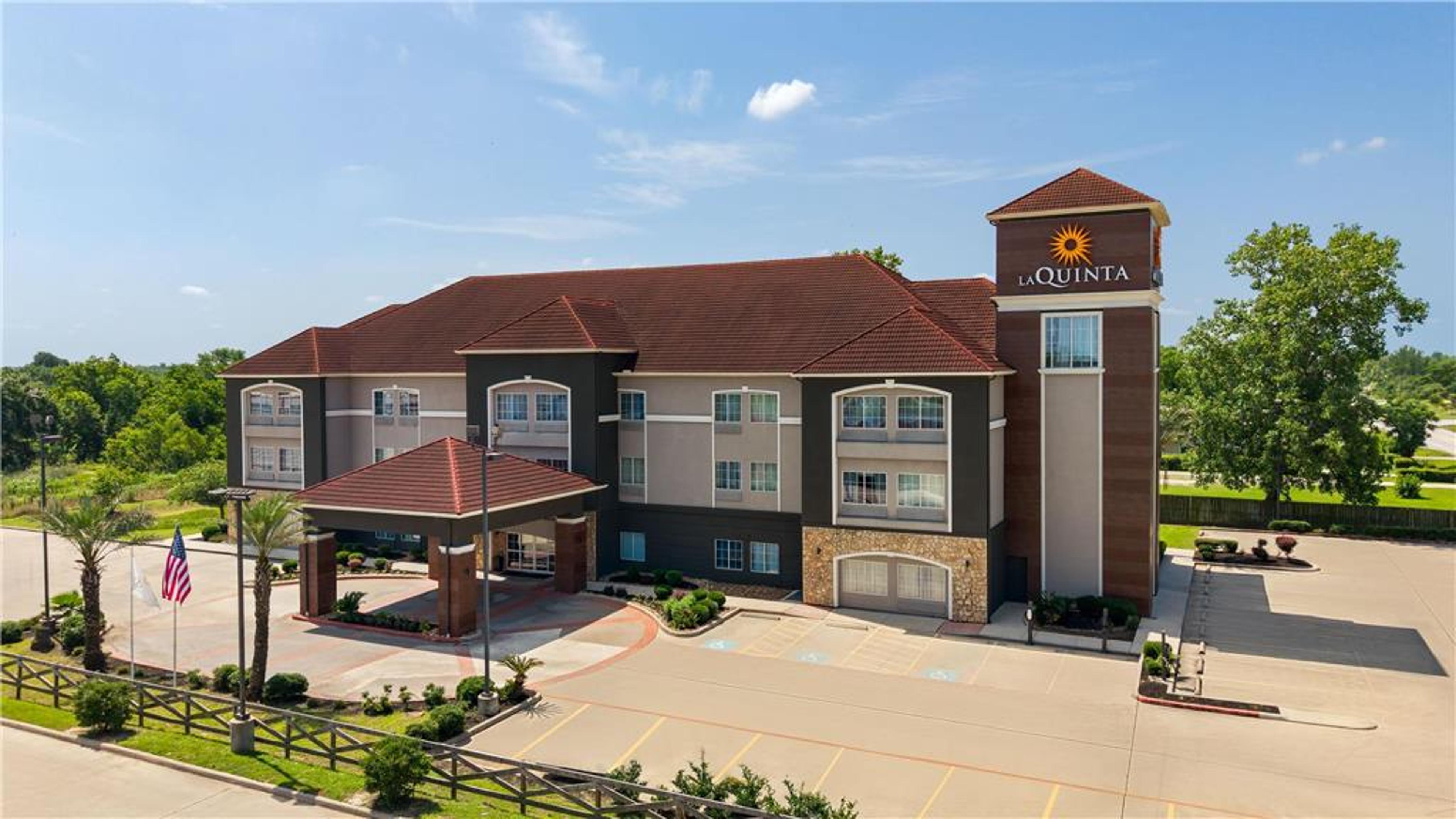LA QUINTA INN STE BROOKSHIRE