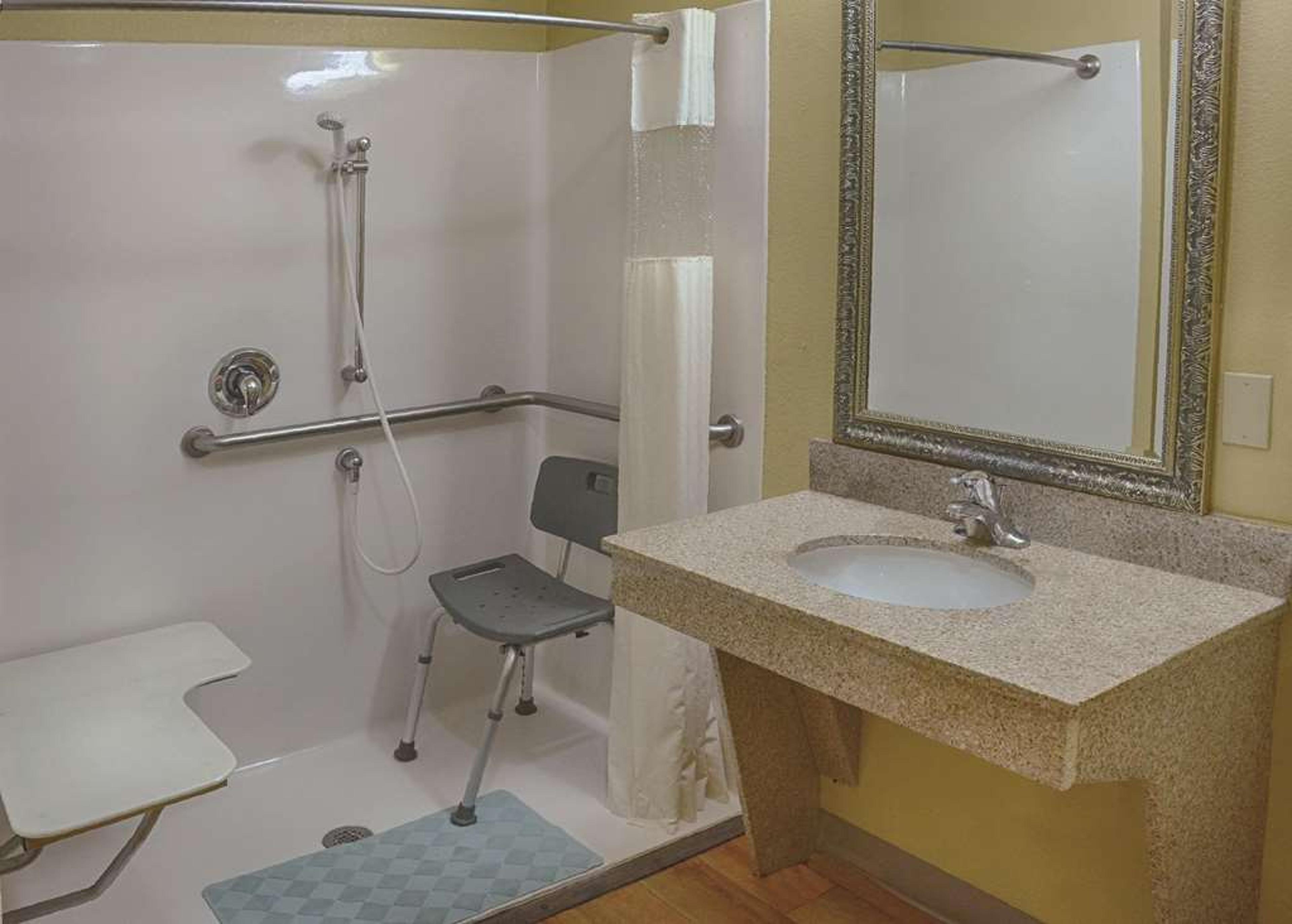 LA QUINTA INN STE ALICE