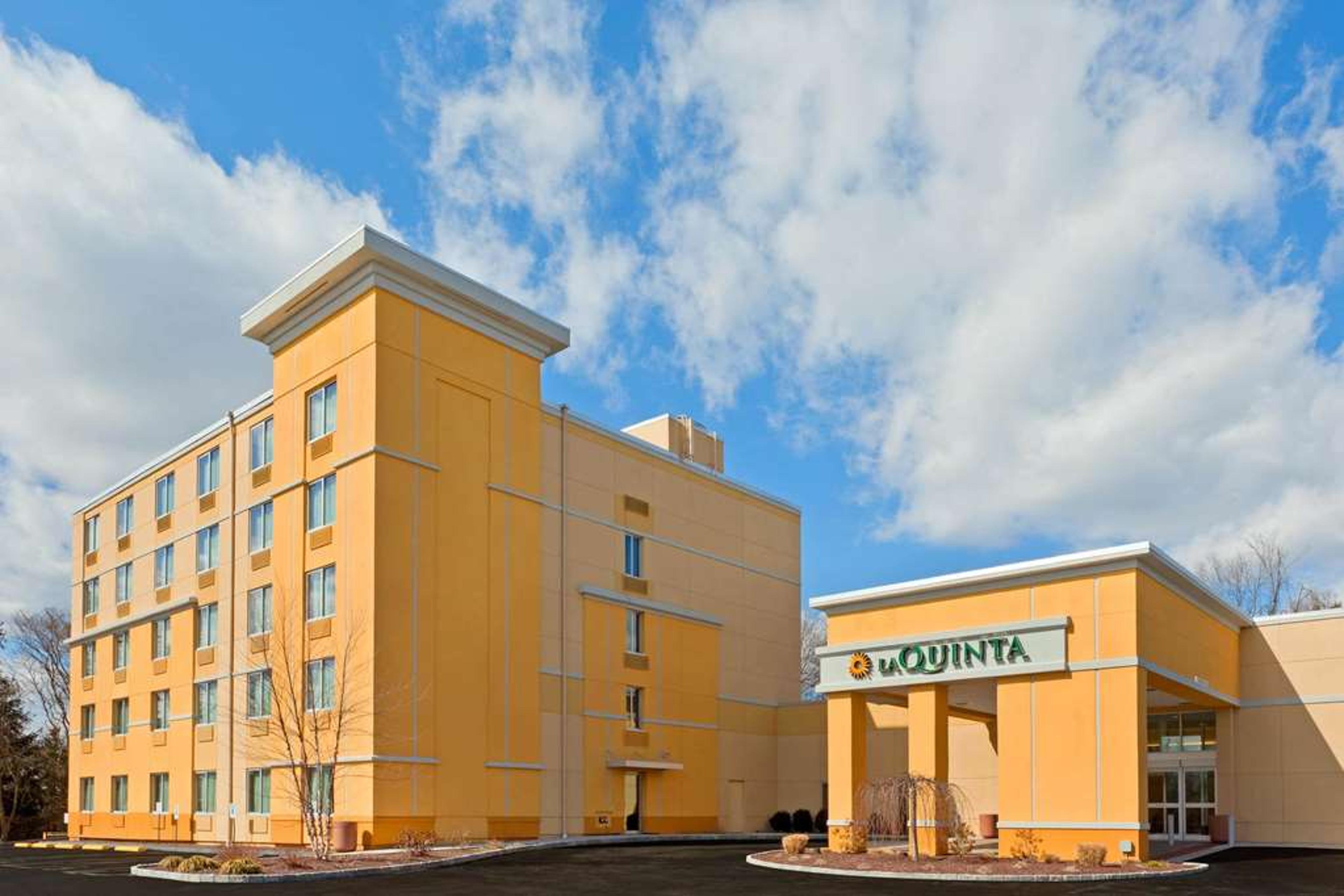 LA QUINTA INN STE DANBURY