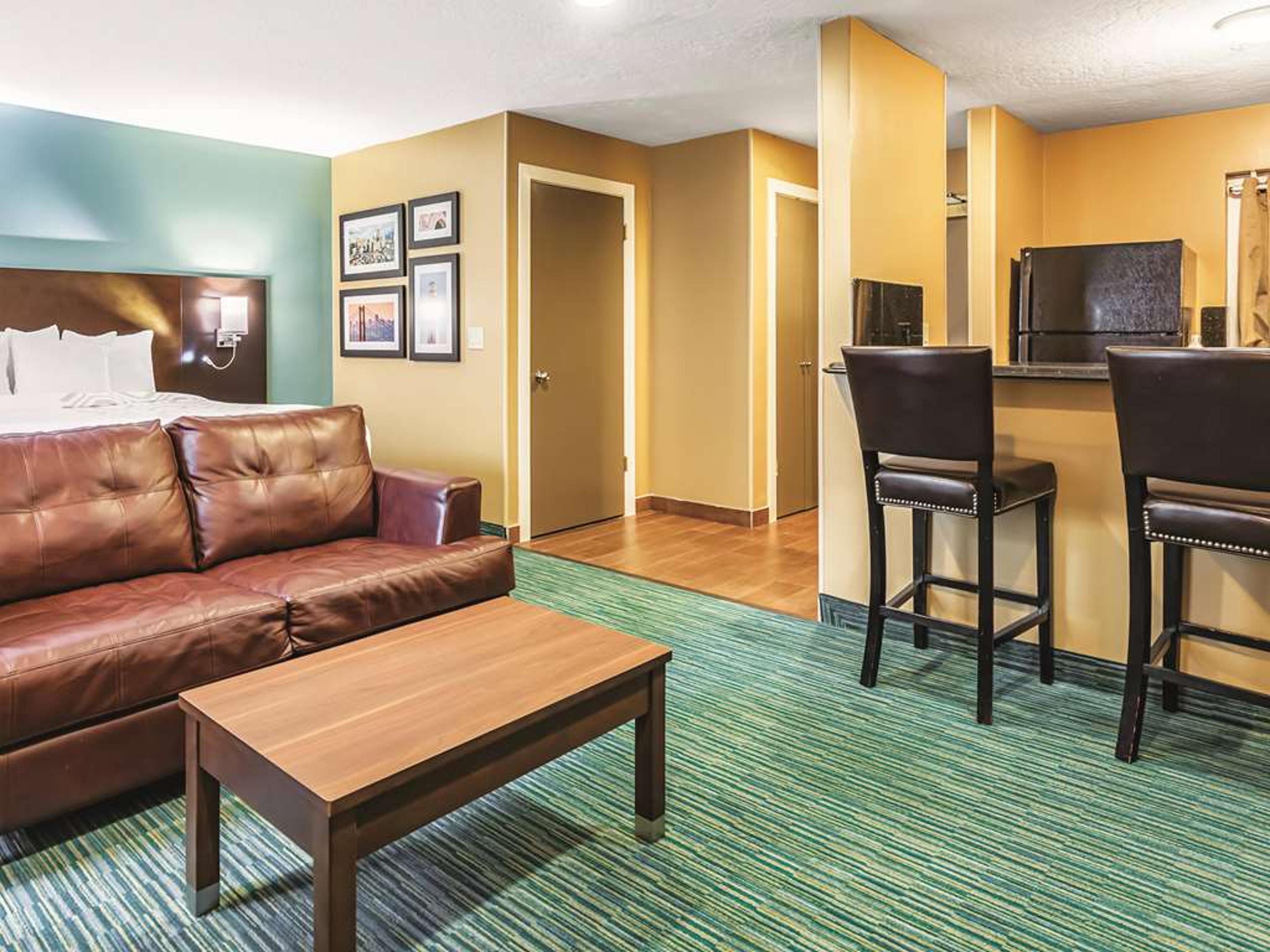 LA QUINTA INN STE SAN FRAN AP WEST