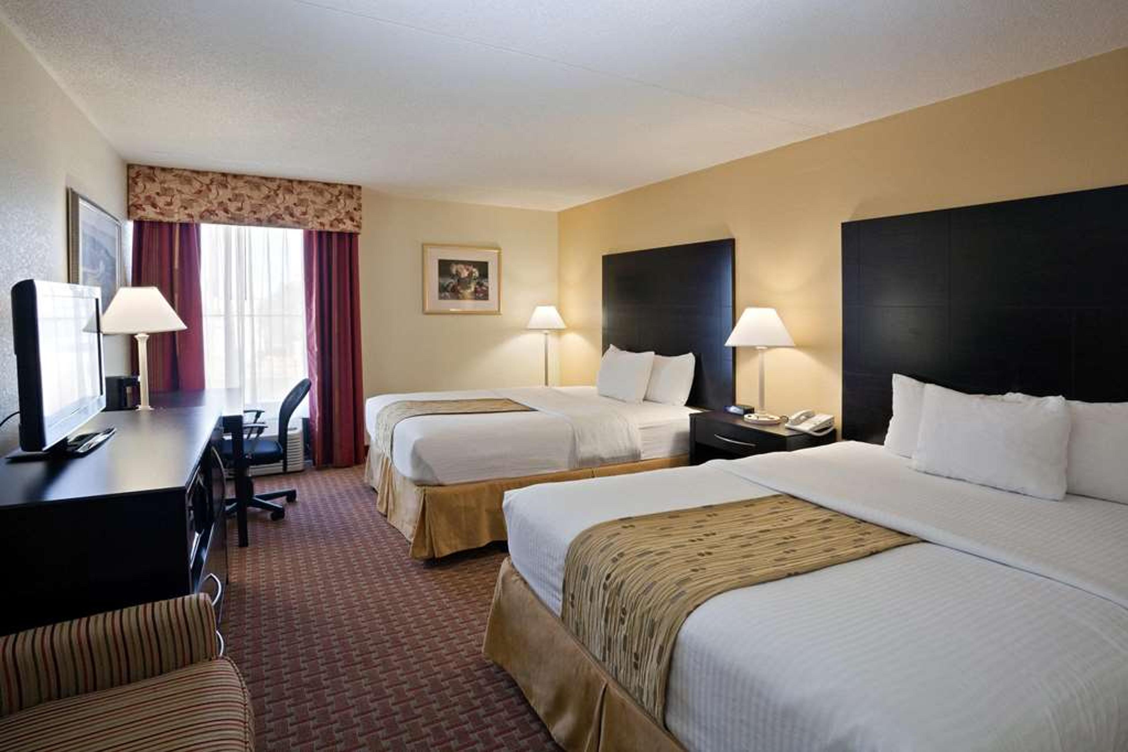 LA QUINTA INN STE SALINA