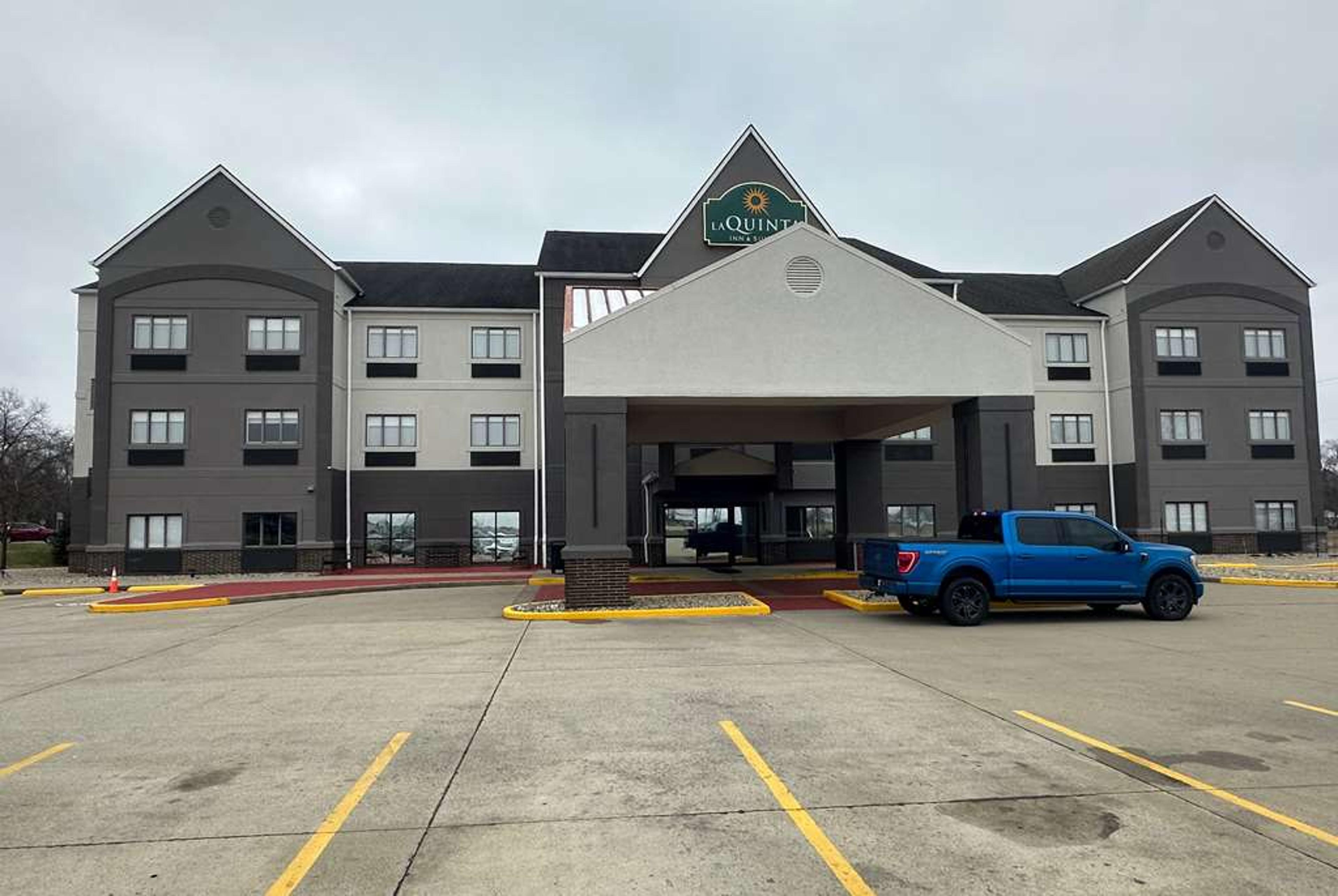 LA QUINTA INN AND SUITES SOUTH BEND