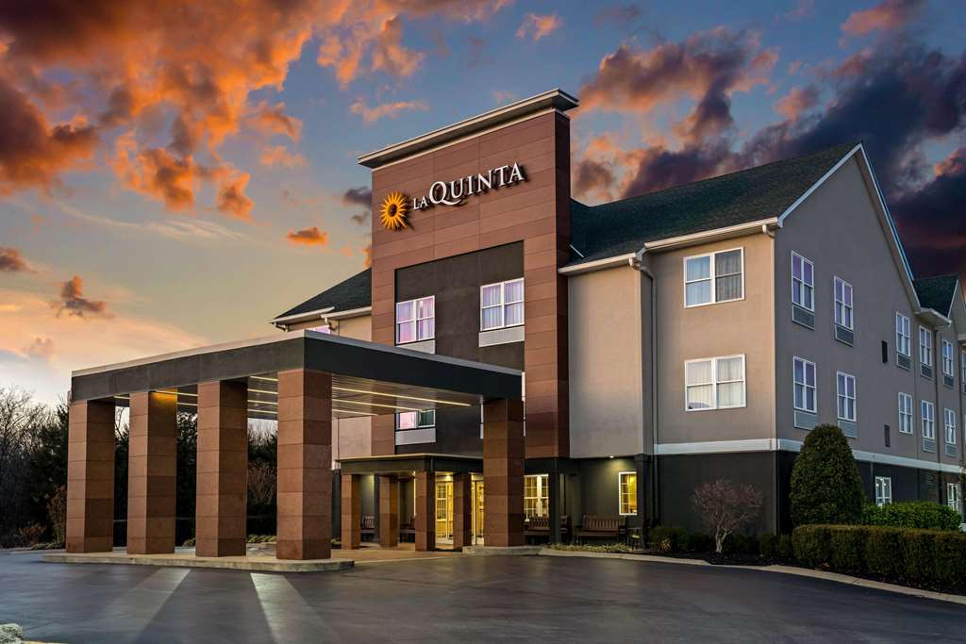 LA QUINTA INN SUITES LEBANON