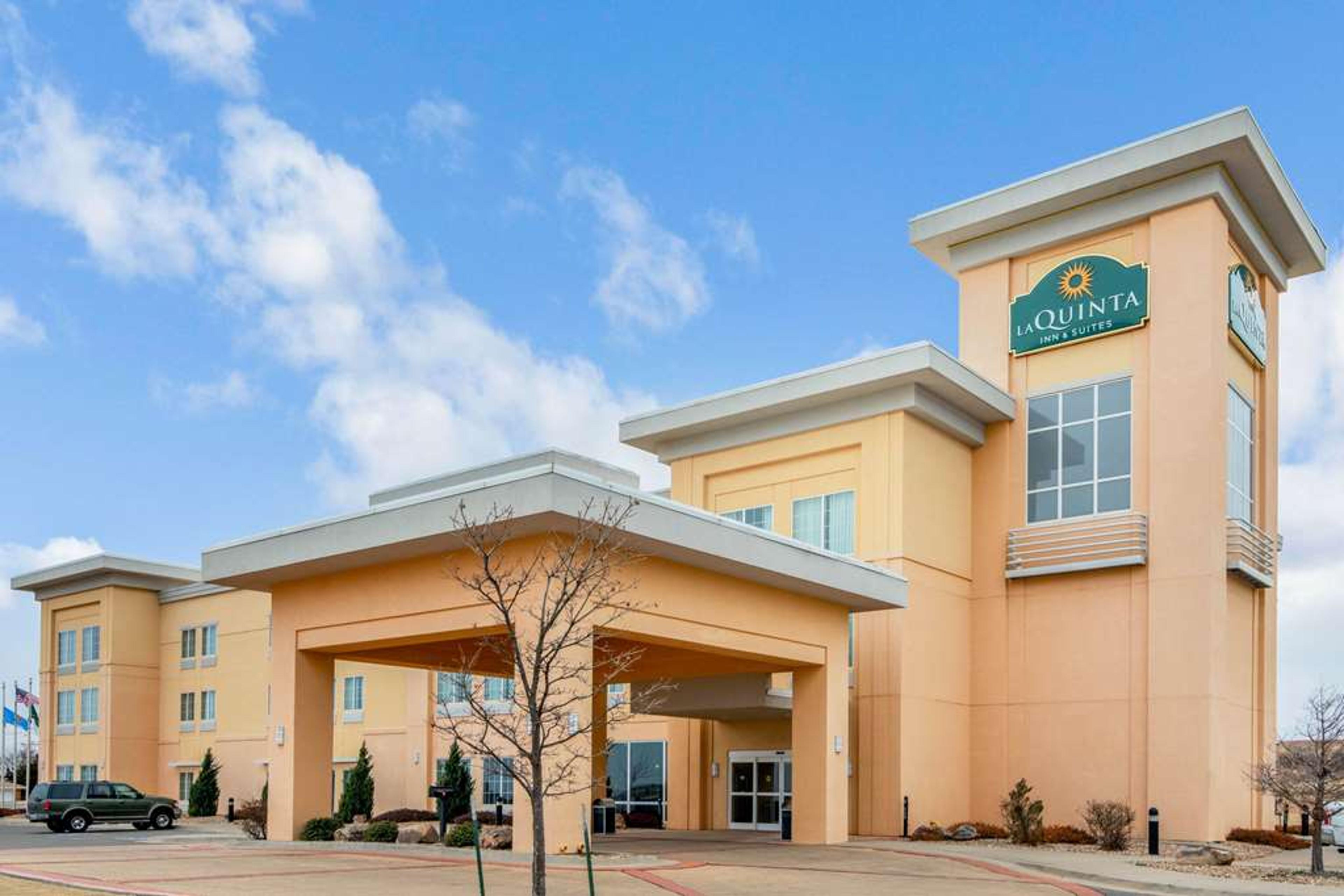 LA QUINTA INN STE CLINTON RT 66