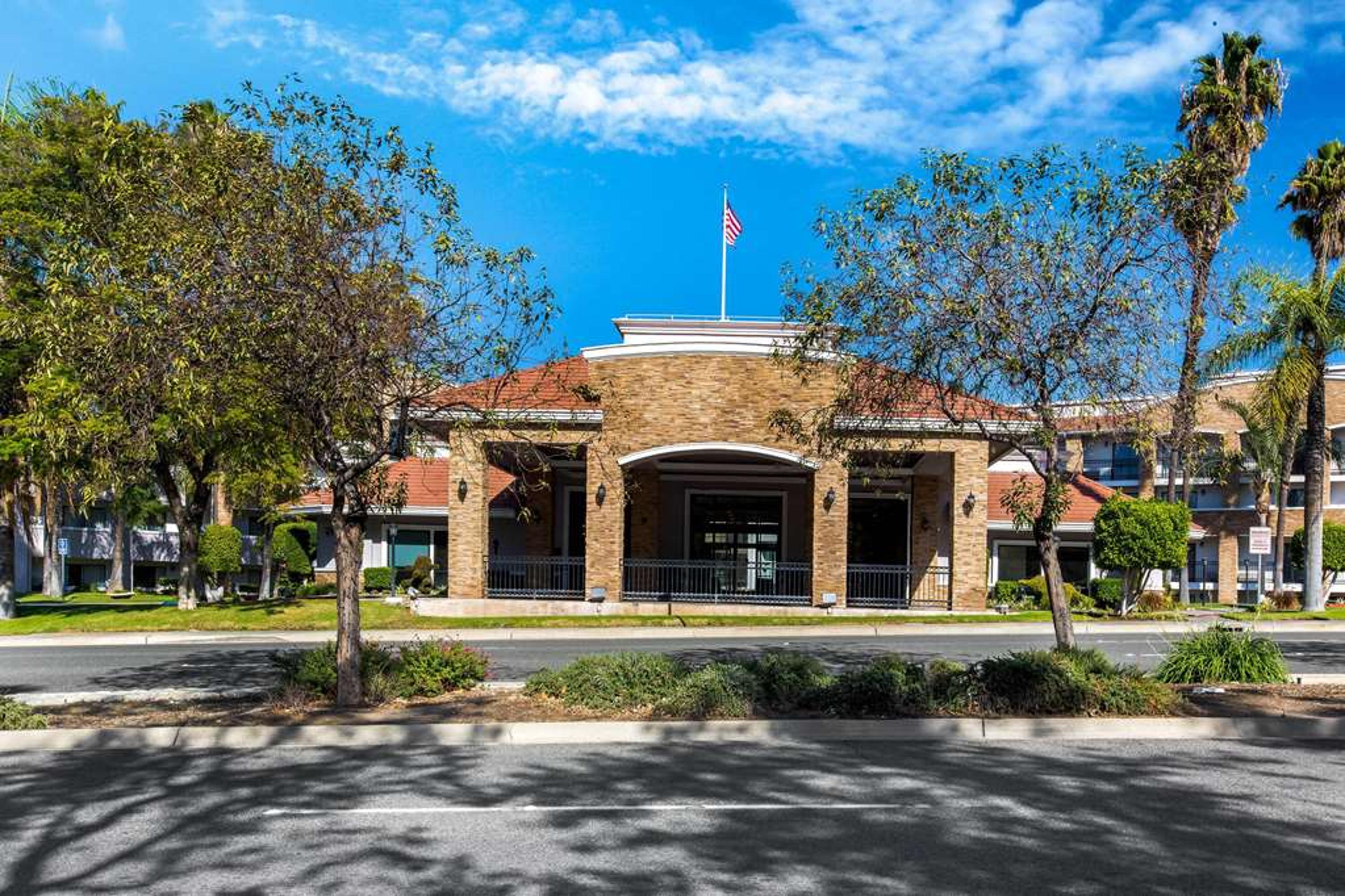 LA QUINTA INN & SUITES POMONA