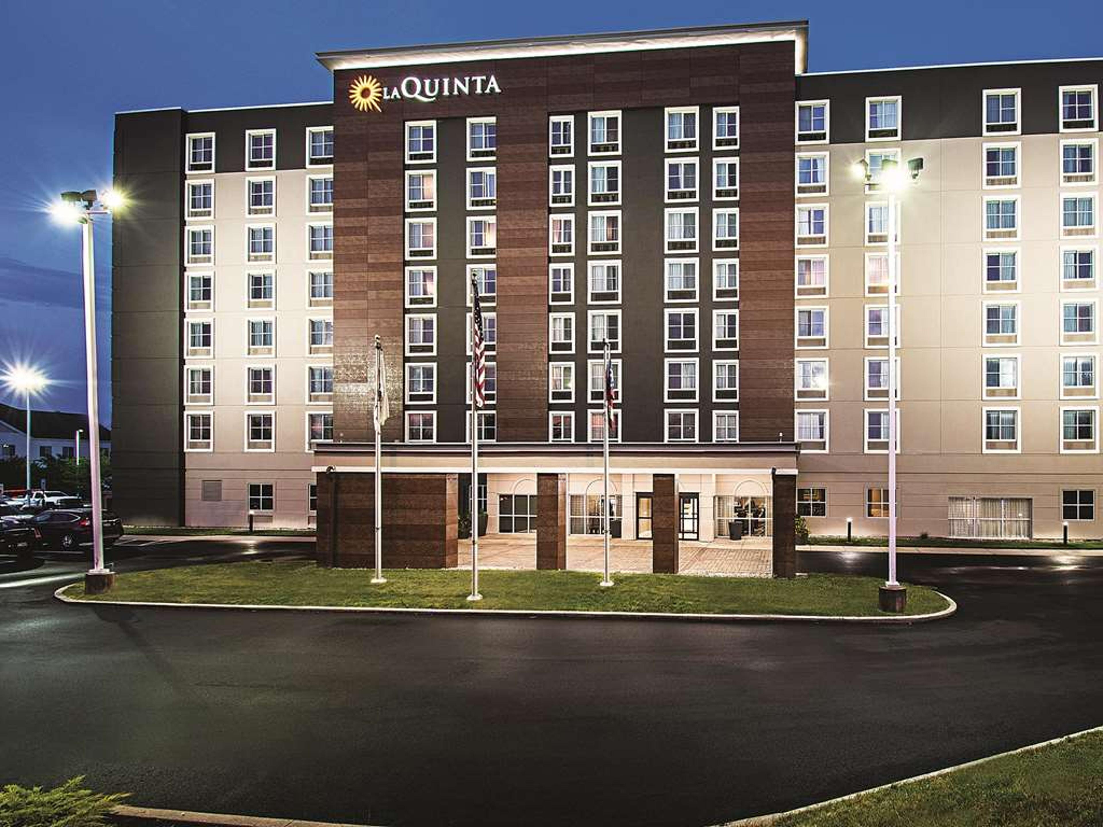 LA QUINTA INN STE SHARONVILLE