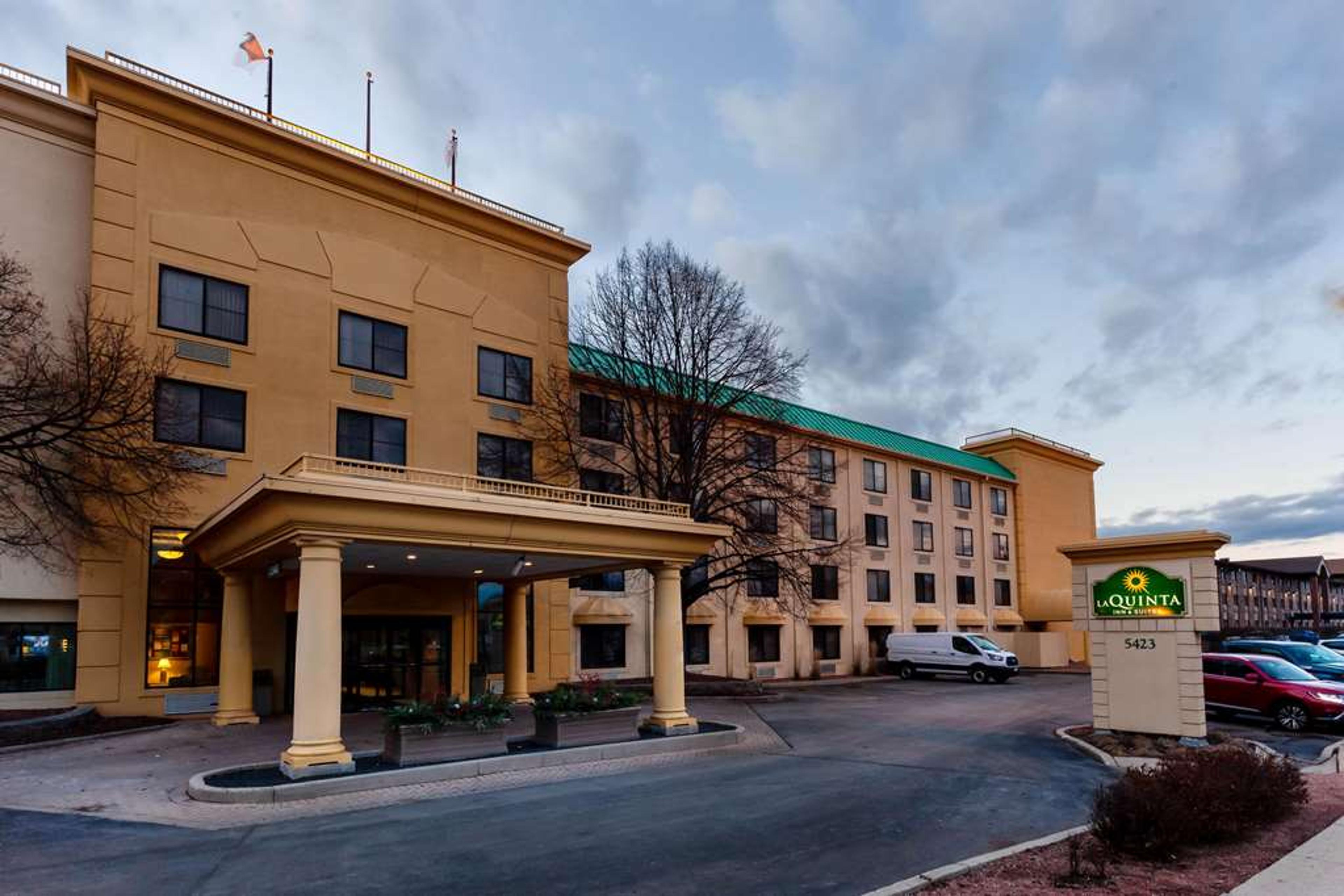 LA QUINTA INN STE MILWAUKEE BAYSHOR