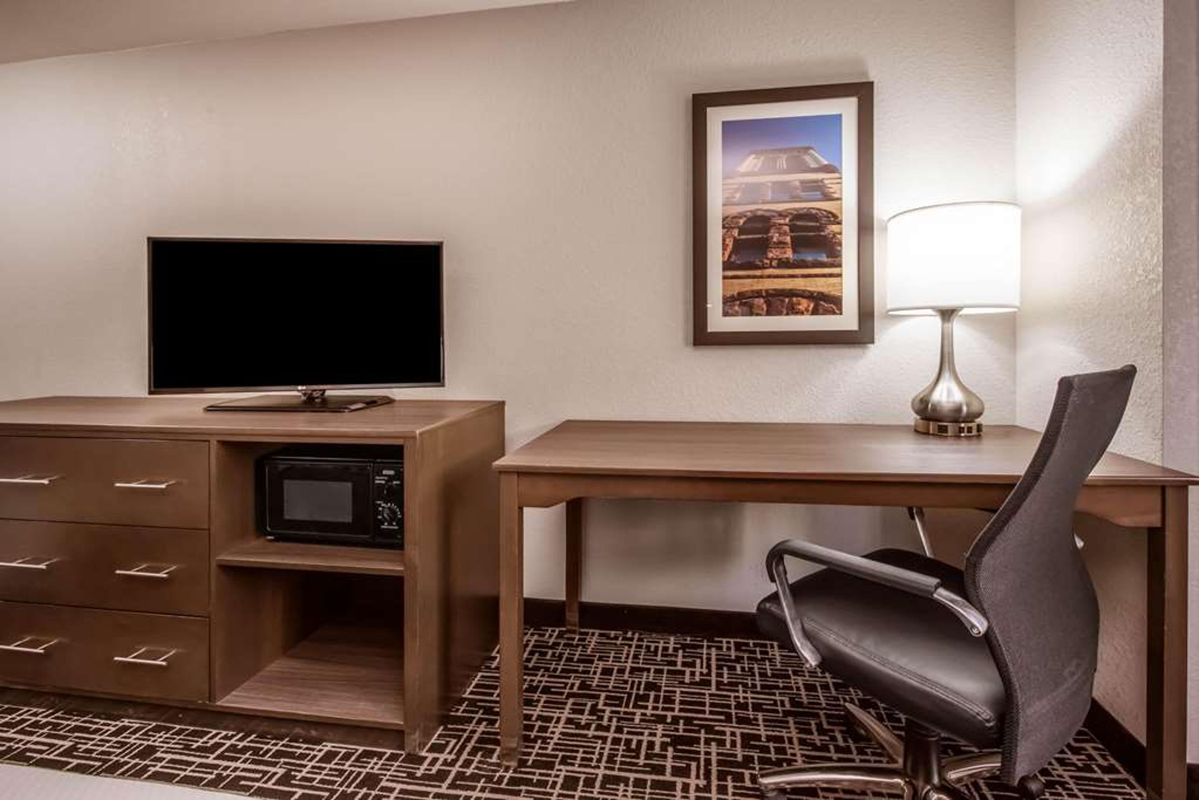 LA QUINTA INN STE FAIRBORN WRIGHT-P