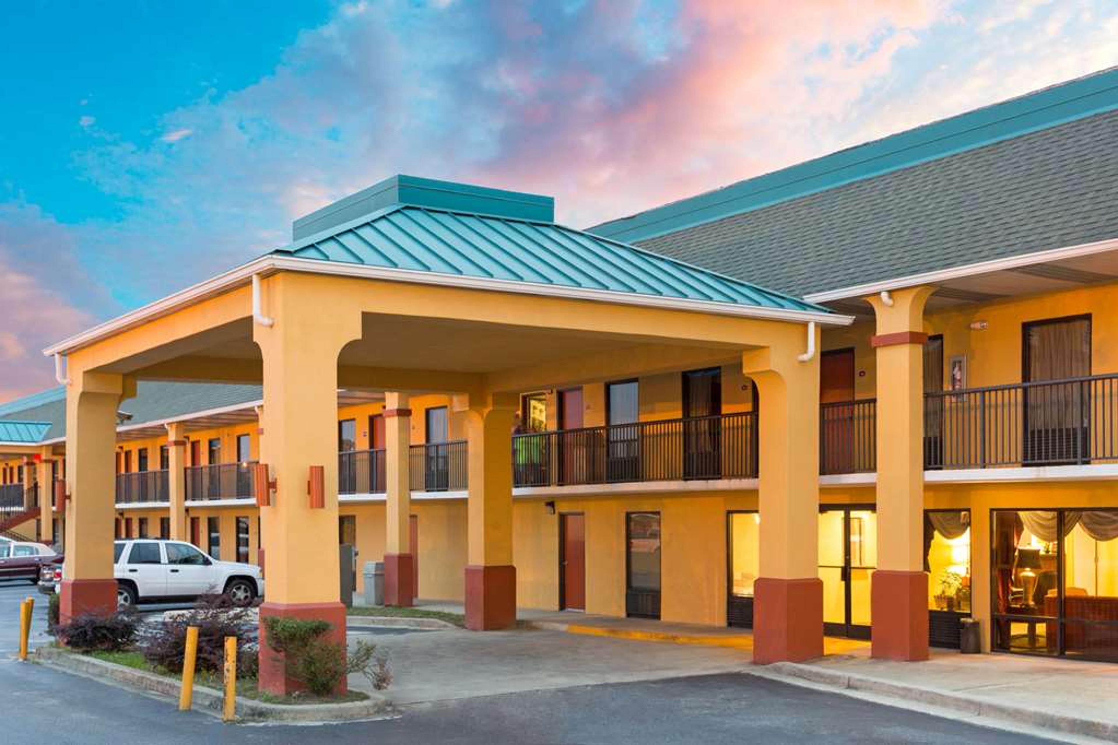 SUPER 8 BY WYNDHAM, ORANGEBURG
