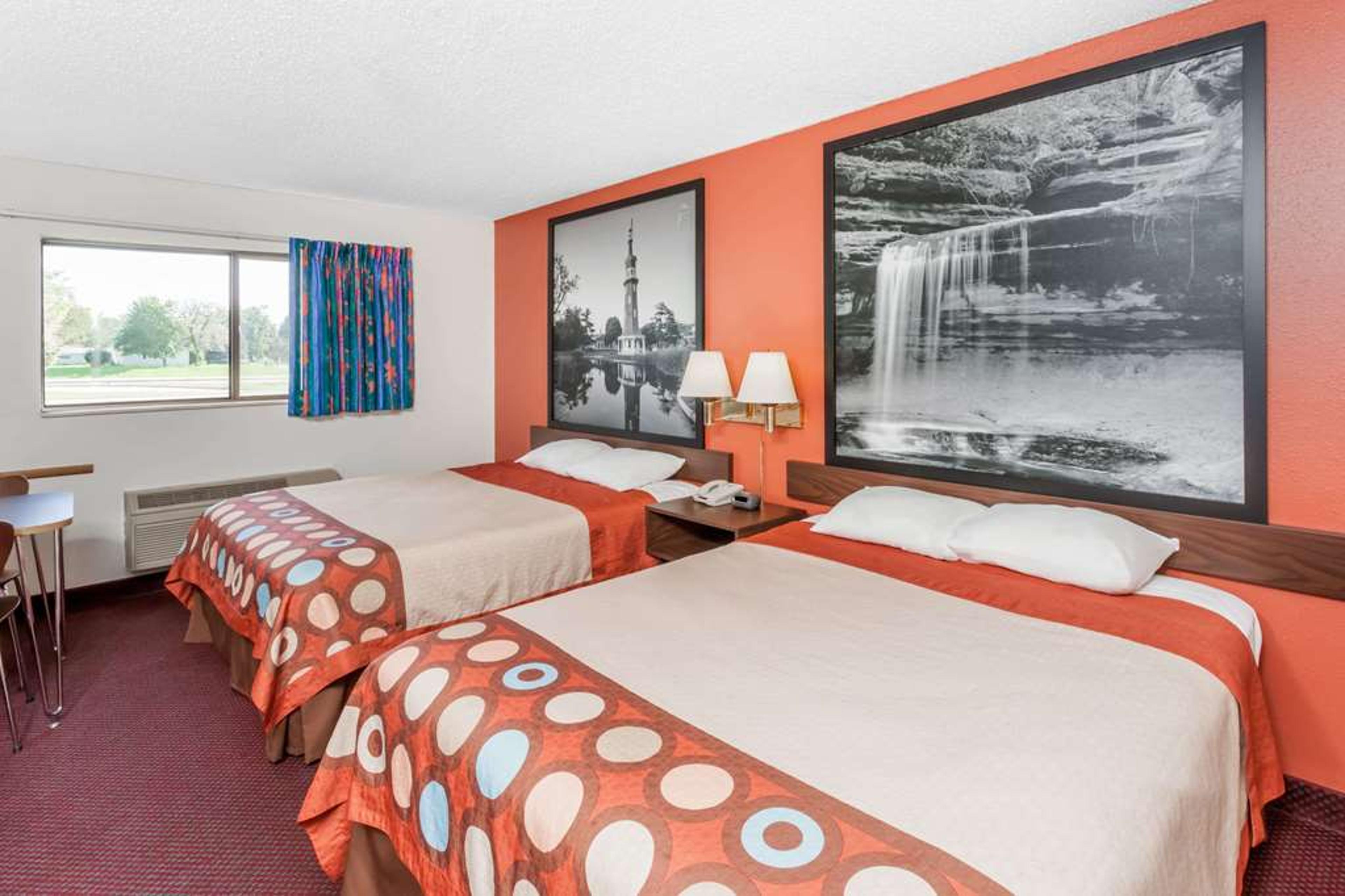 SUPER 8 BY WYNDHAM WASHINGTON/PEORI