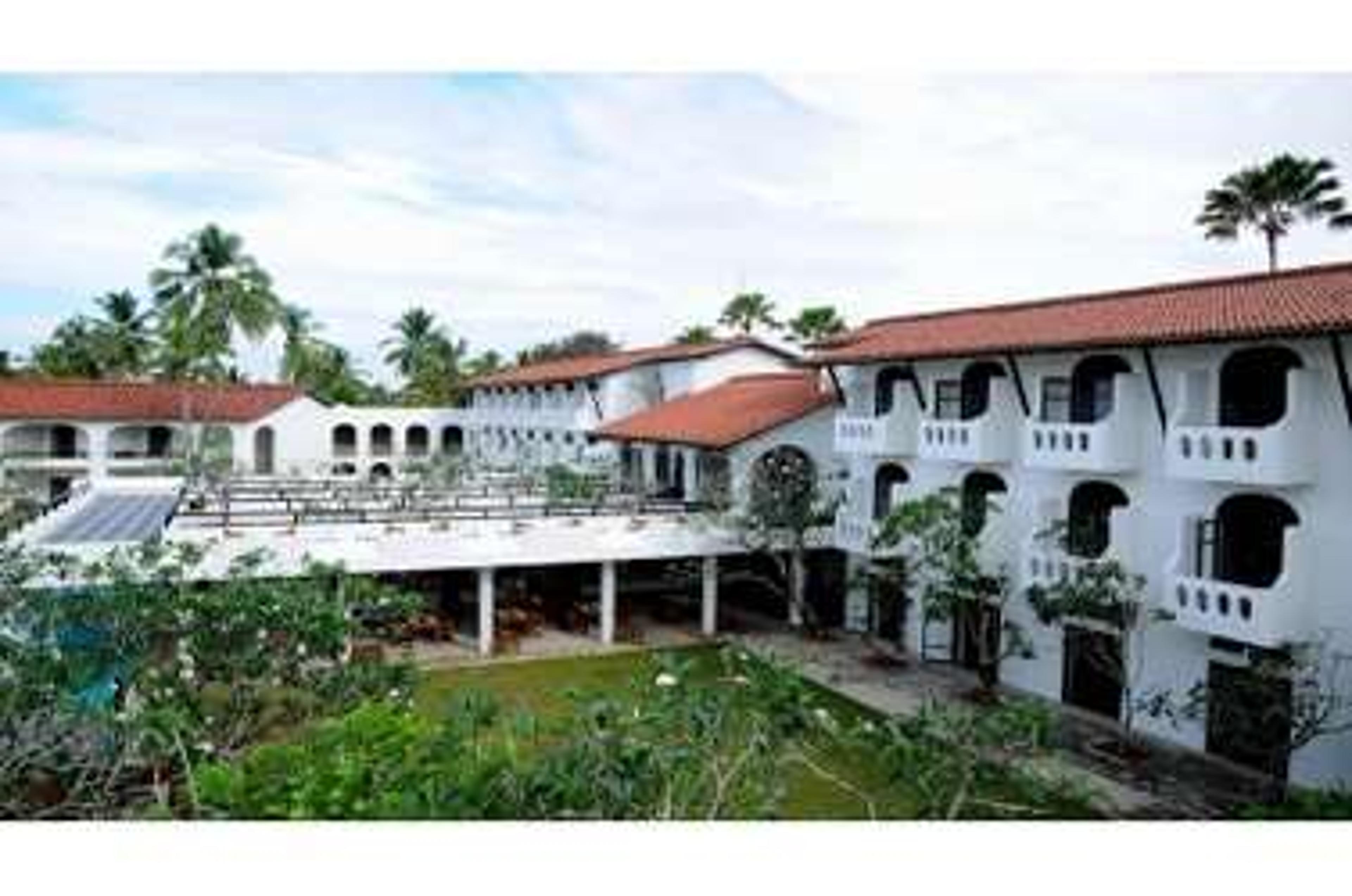 HERITANCE AYURVEDA MAHA GEDARA