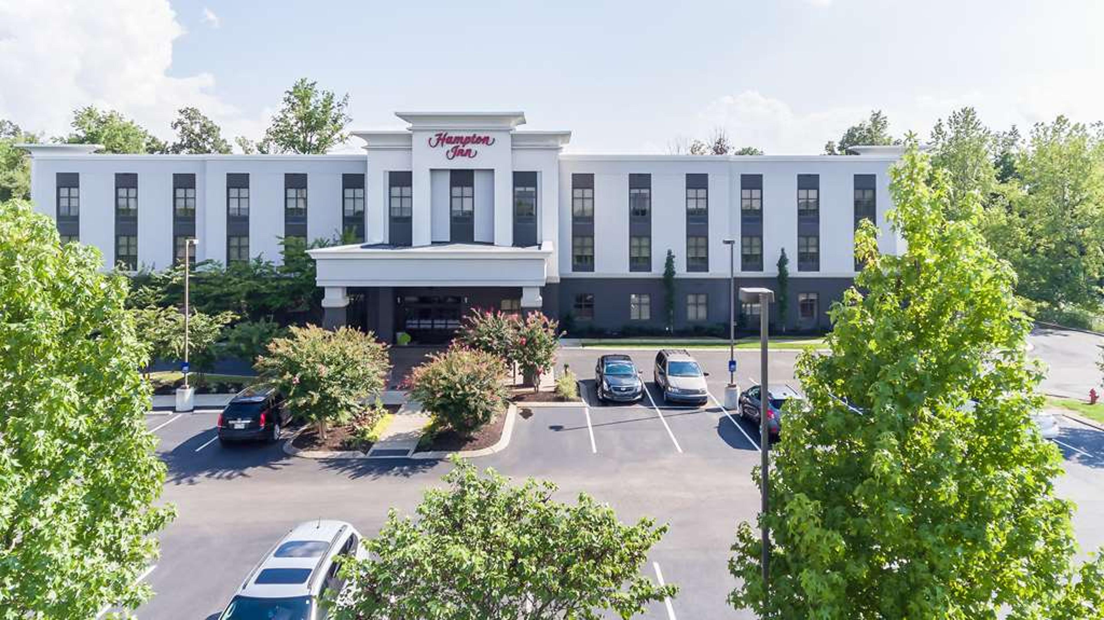 HAMPTON INN WHITE HOUSE TN