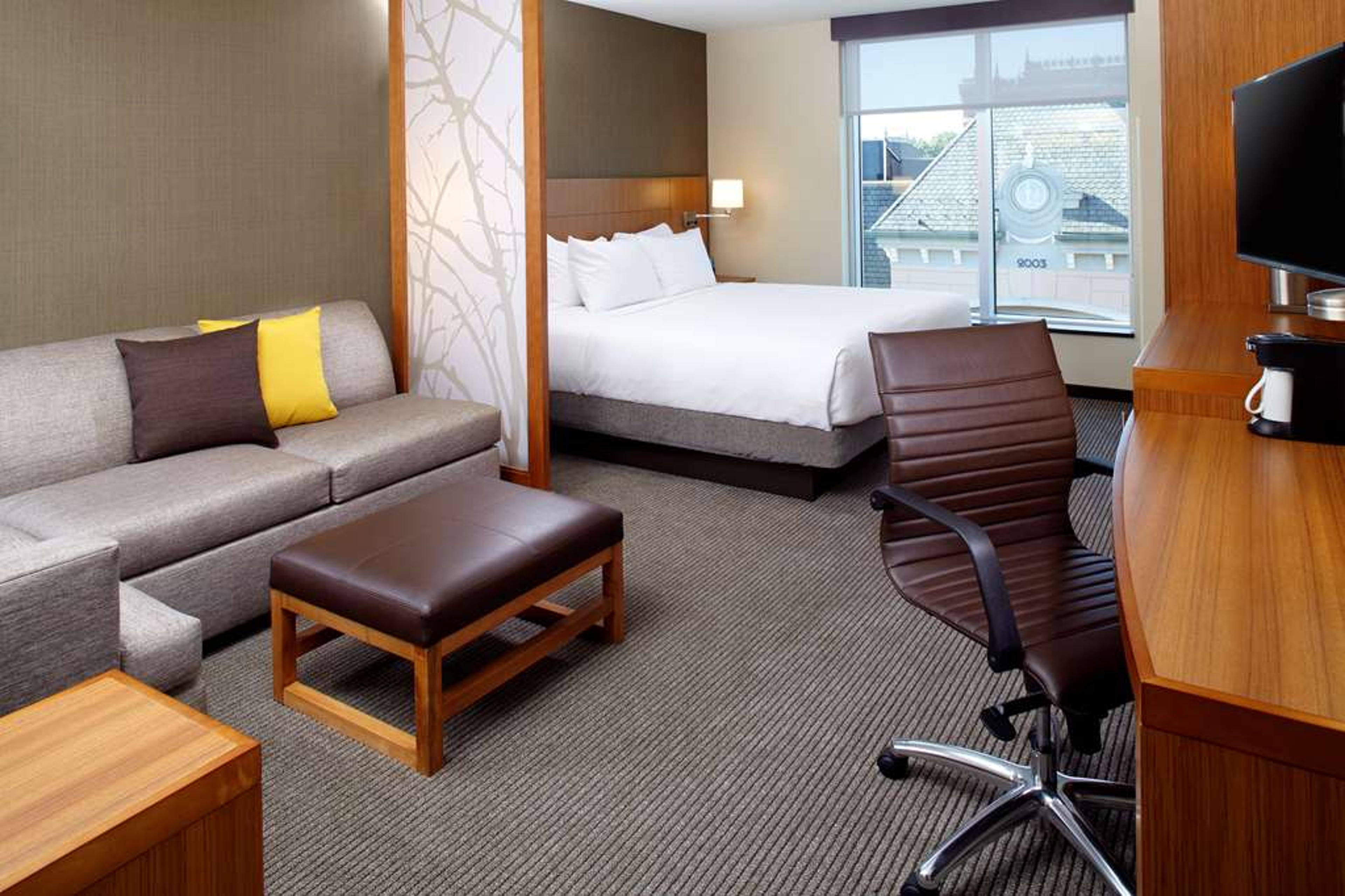 HYATT PLACE CLEVELAND/LYNDHURST/LEG