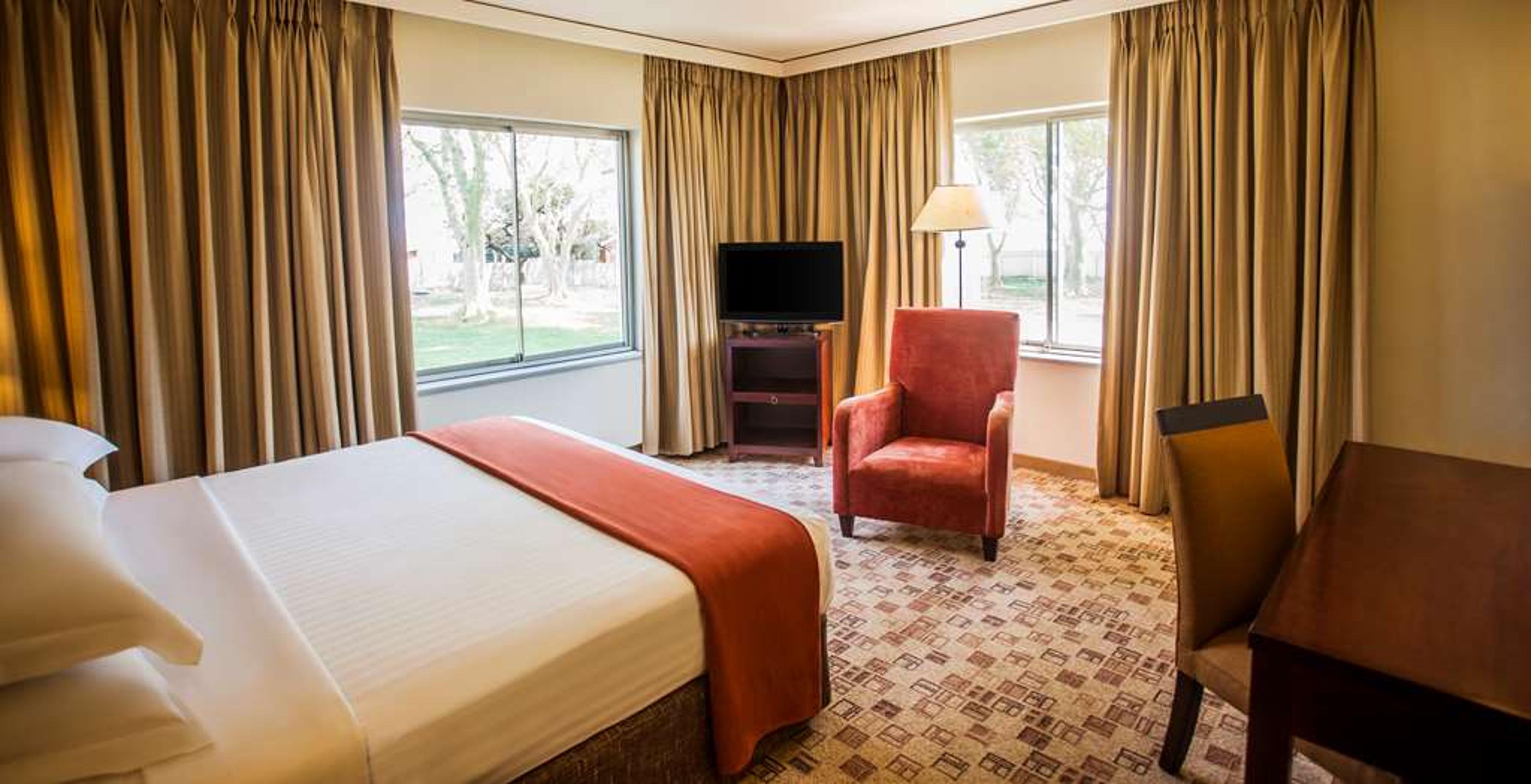 GARDEN COURT ULUNDI