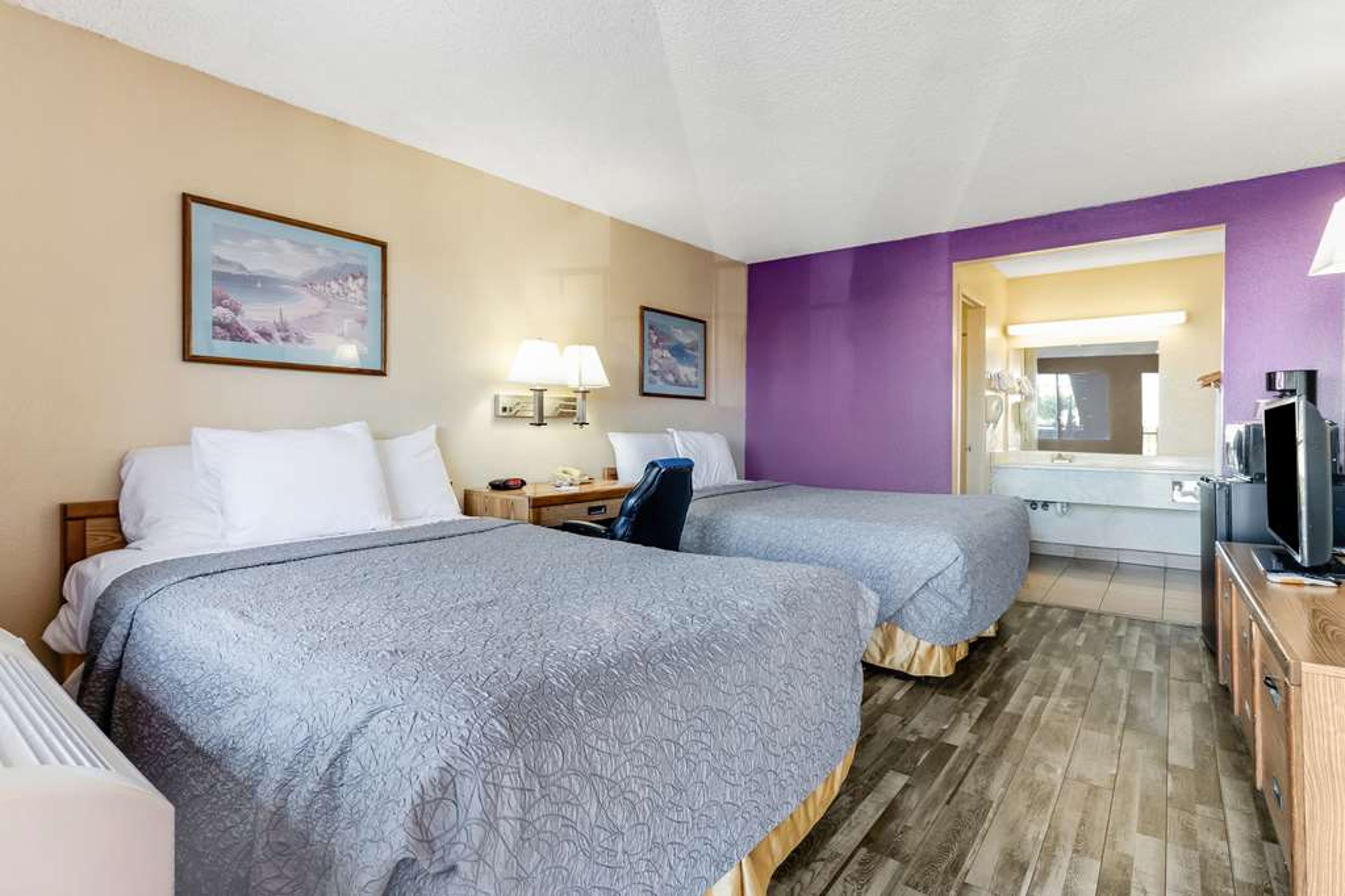 KNIGHTS INN MADERA