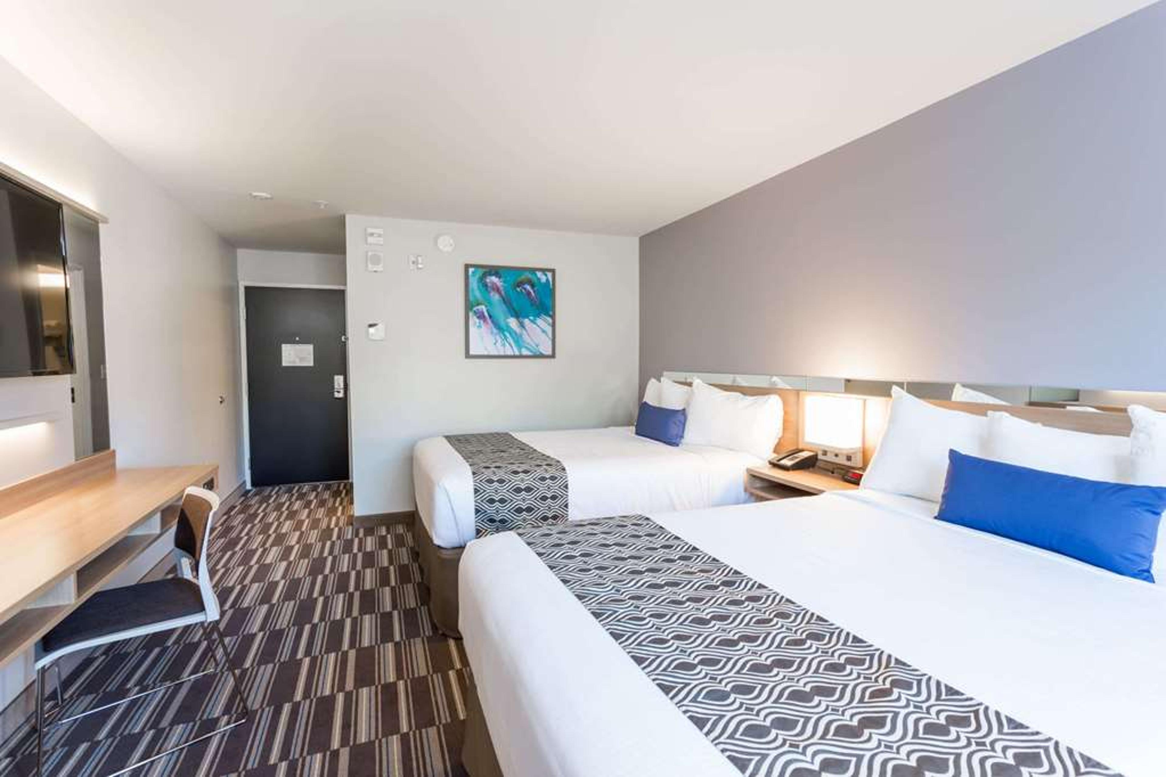 MICROTEL INN & SUITES BY WYNDH