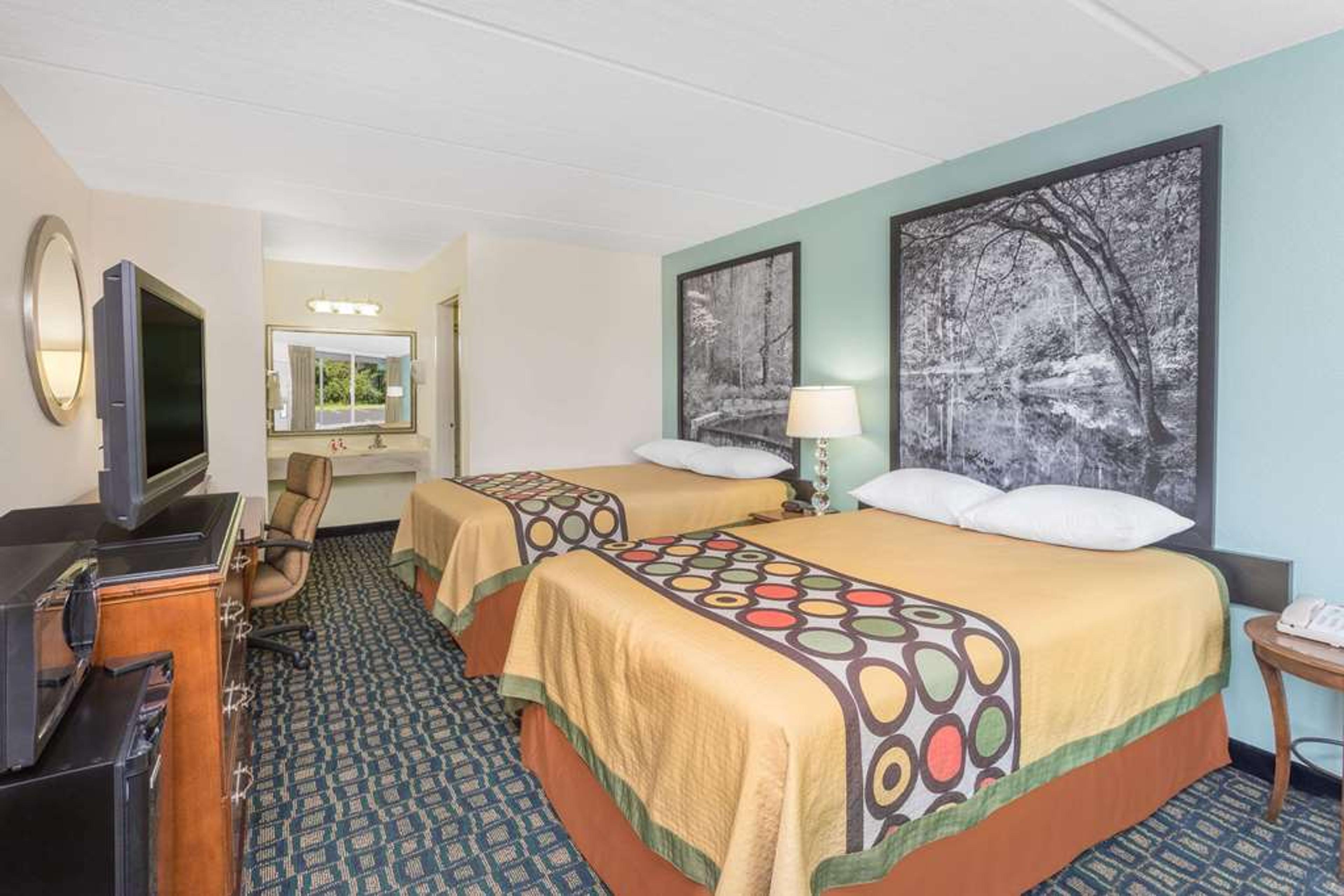SUPER 8 BY WYNDHAM KINGSLAND