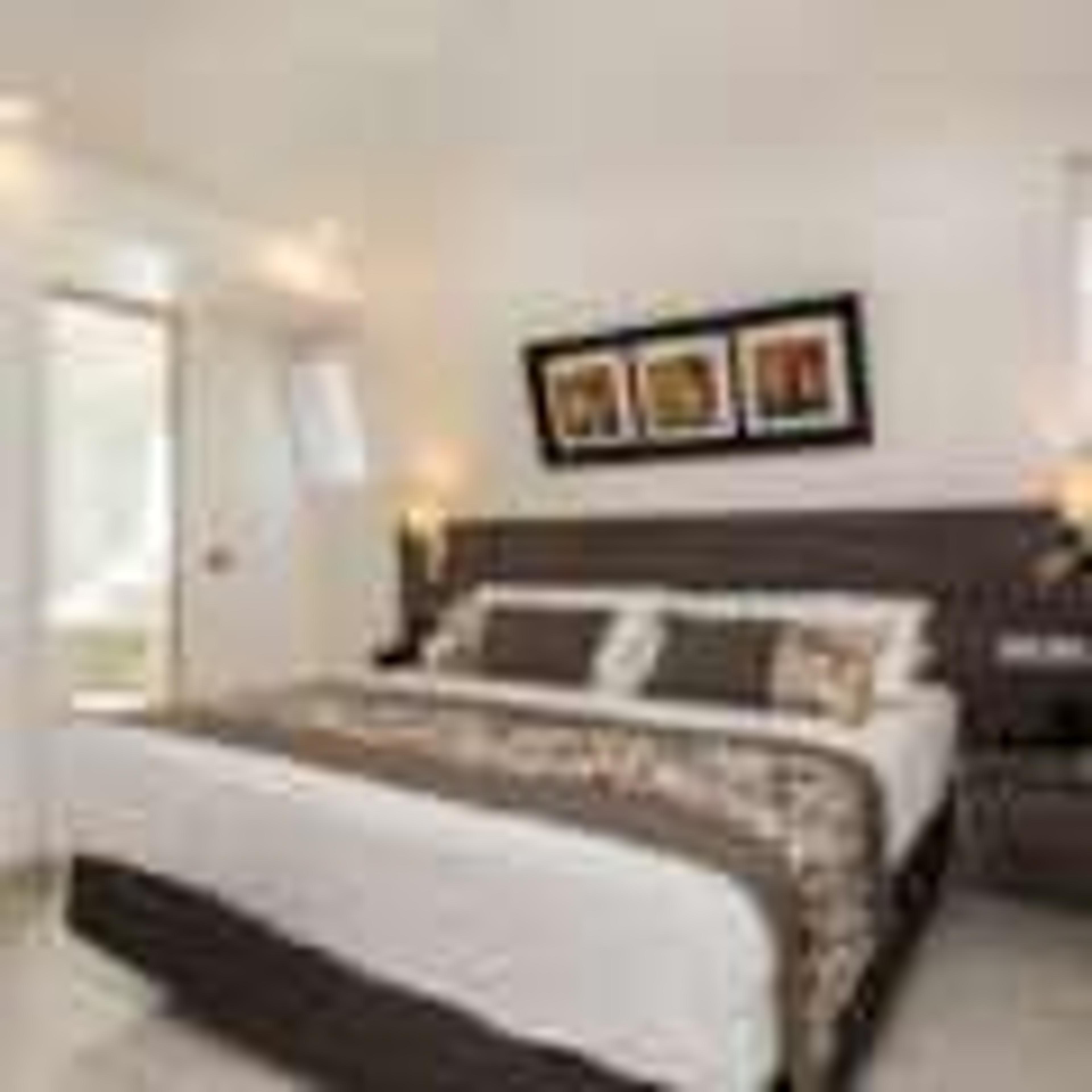 PARK PLAZA BONAPARTE