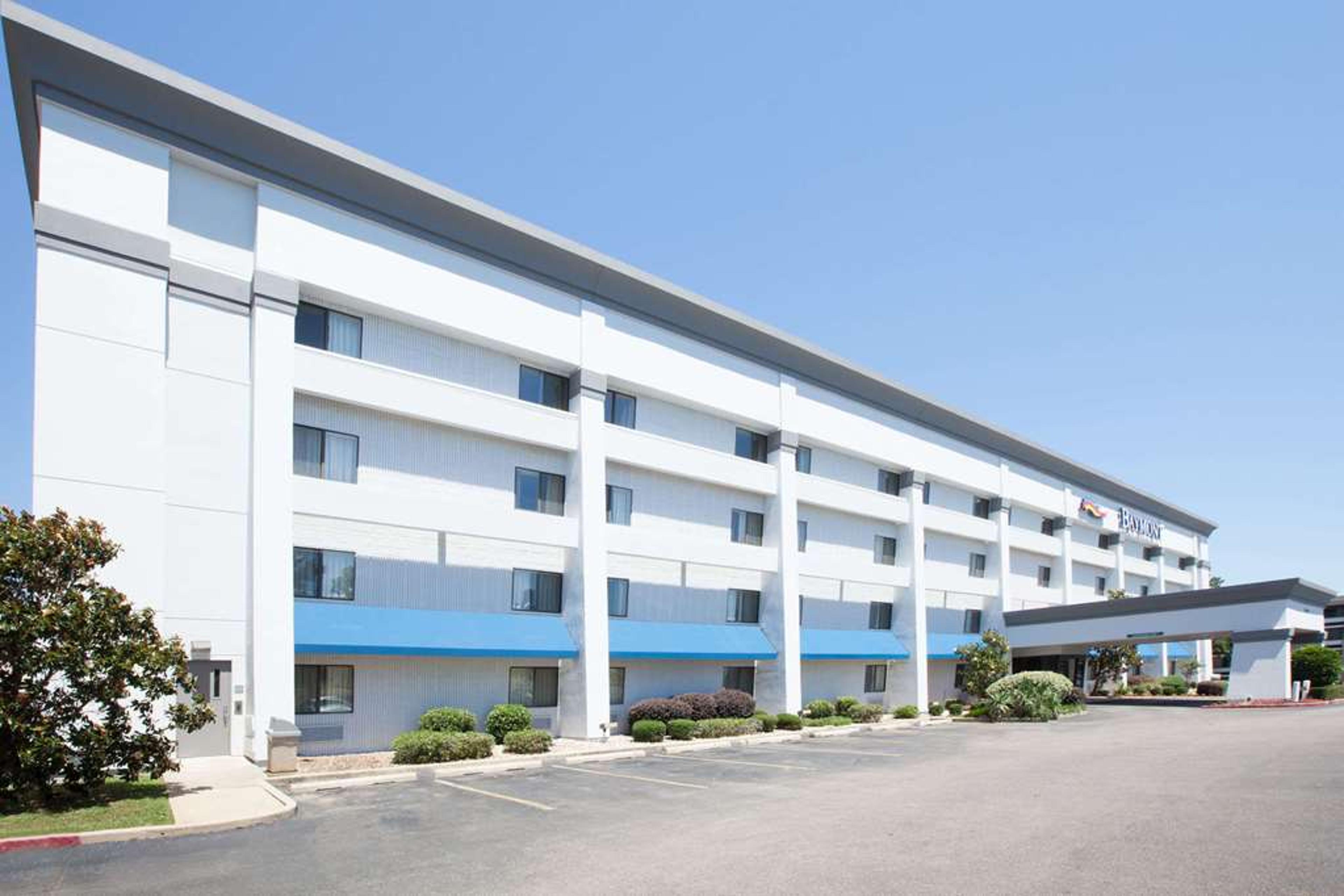 BAYMONT BY WYNDHAM, TEXARKANA