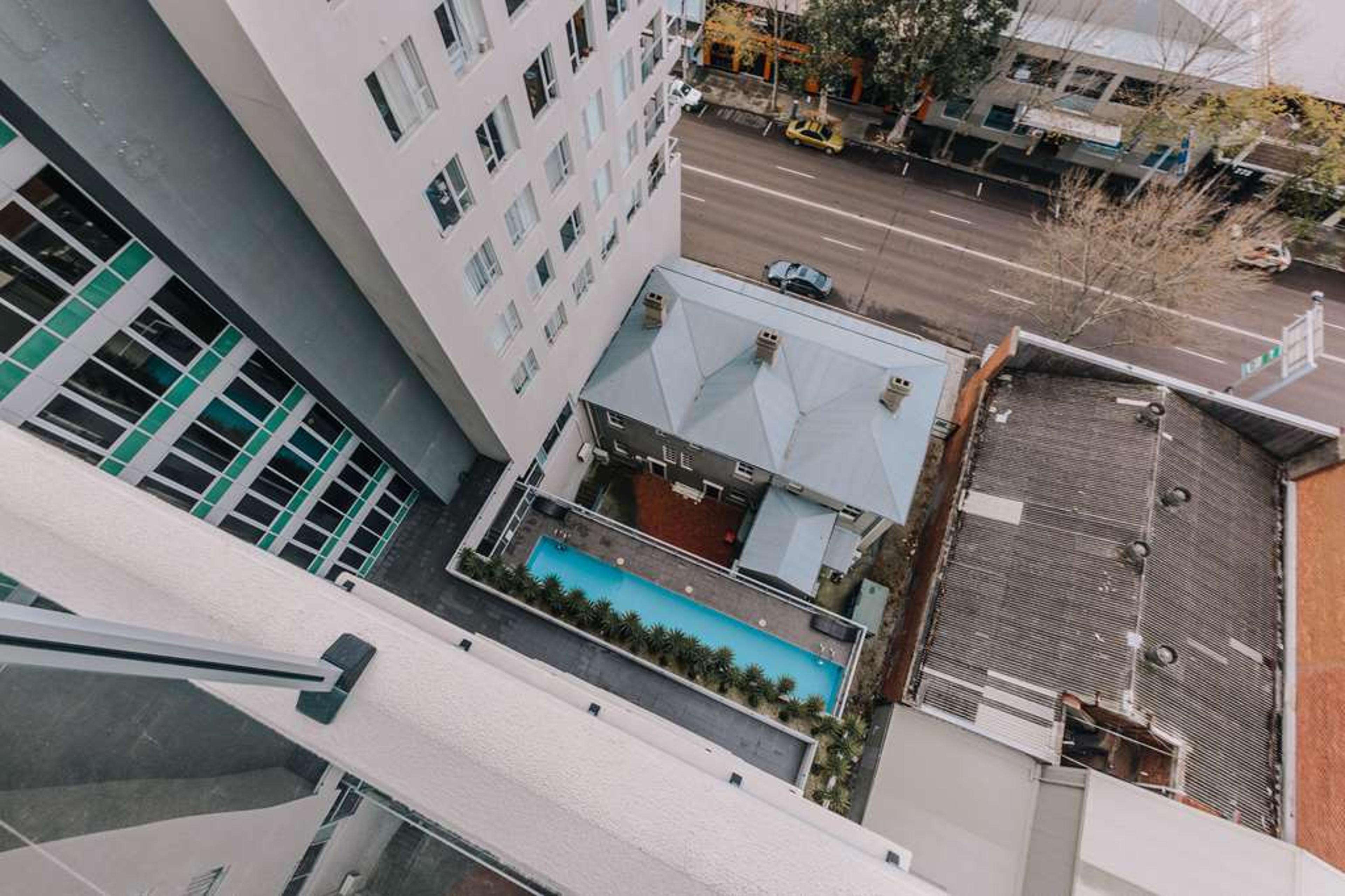 NEWCASTLE CENTRAL PLAZA APARTMENT