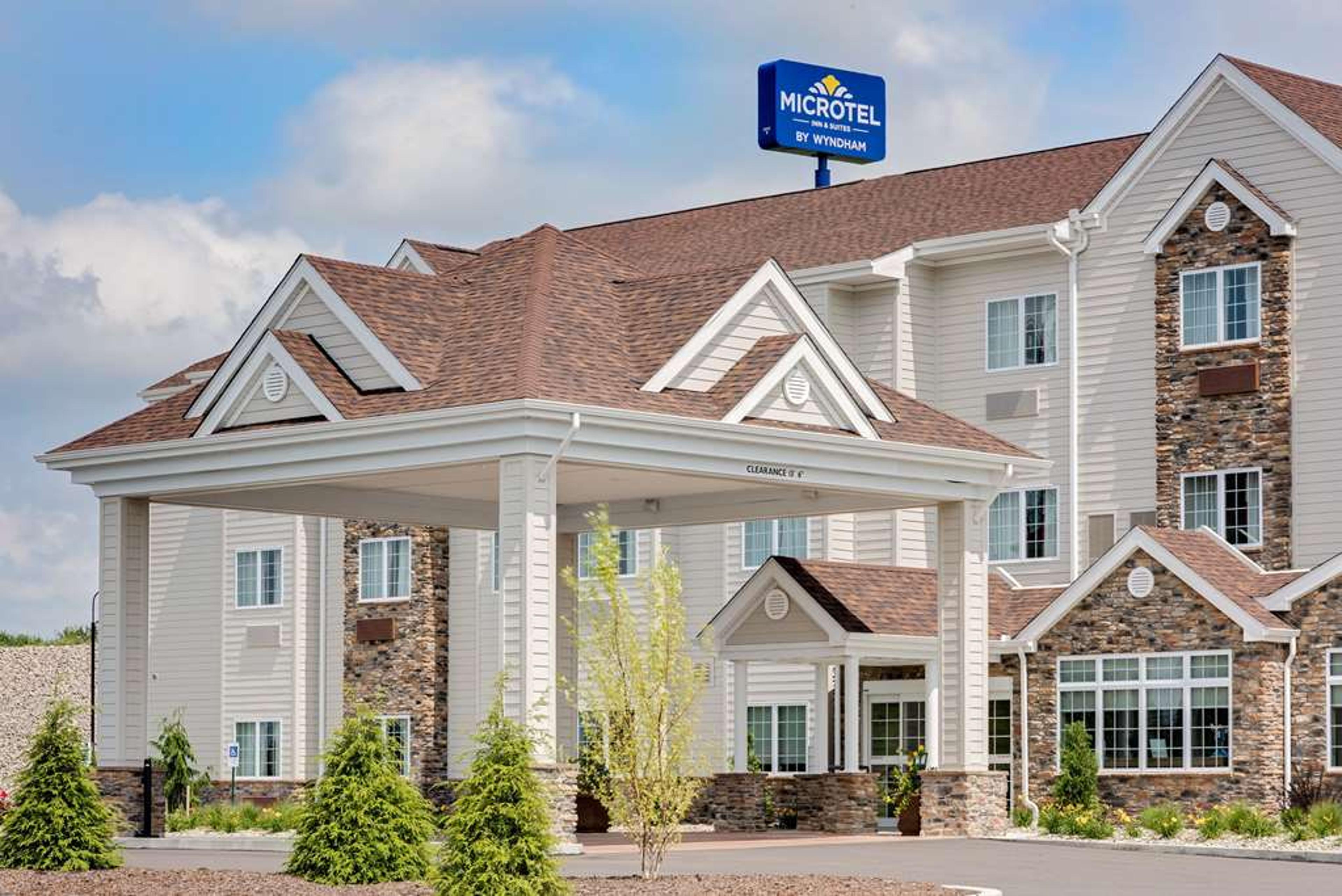 MICROTEL INN & SUITES BY WYNDHAM CL