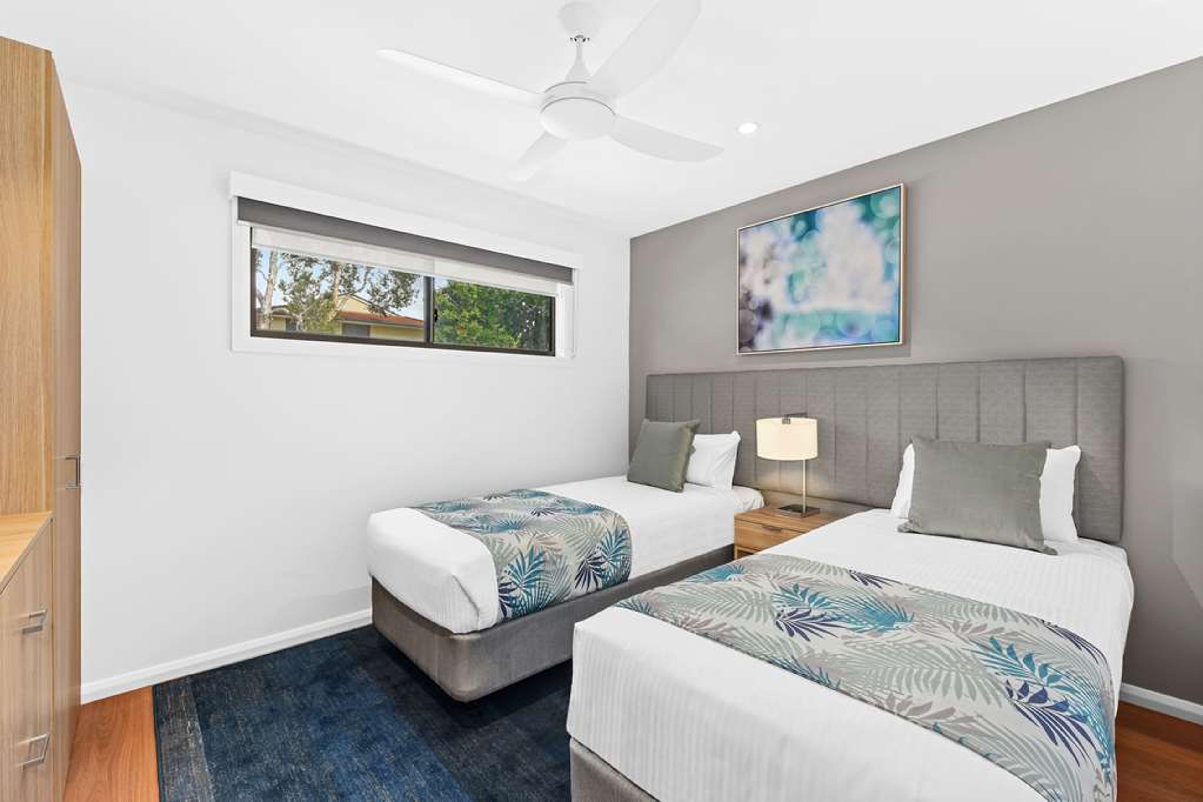 RAMADA RESORT FLYNNS BEACH