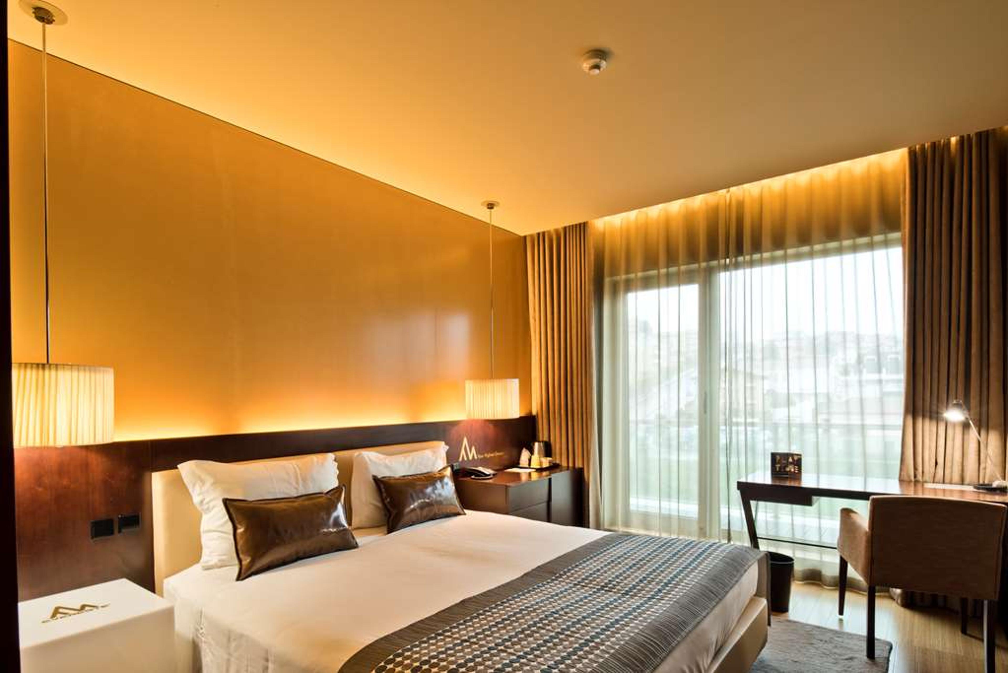 GOLDEN TULIP SAO JOAO DA MADEIRA HO