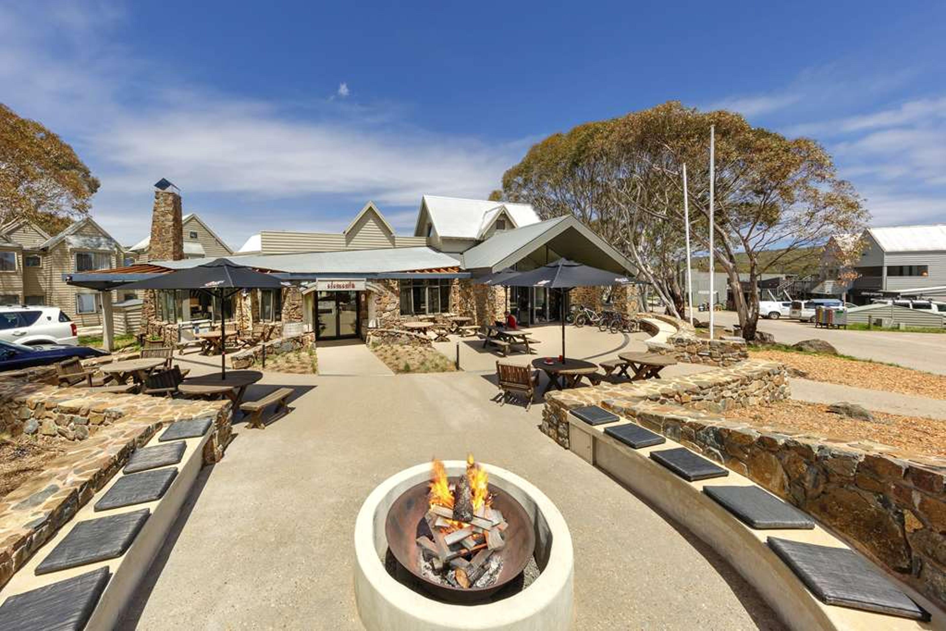 RAMADA RESORT DINNER PLAIN MT HOTHA