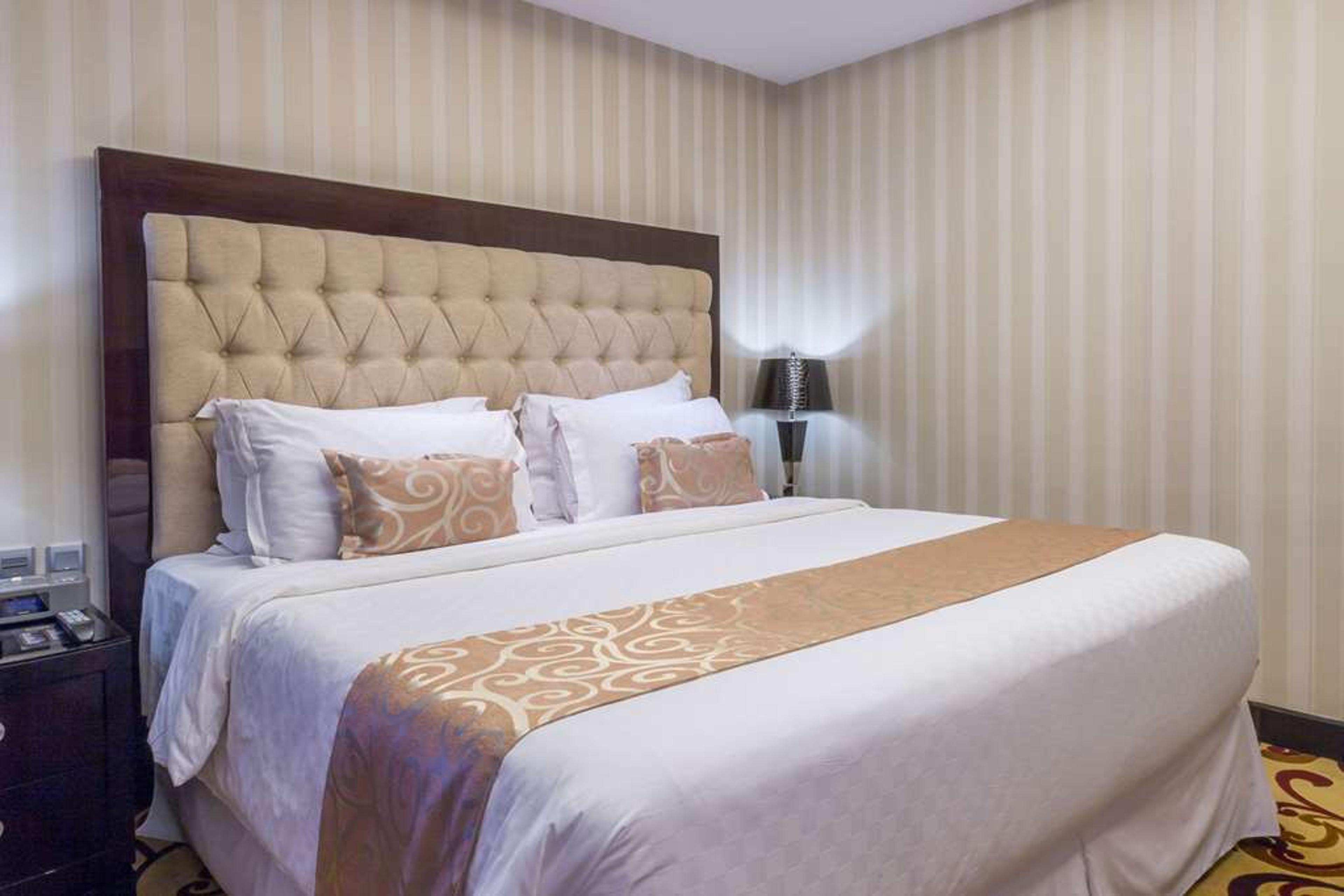 WYNDHAM SURABAYA
