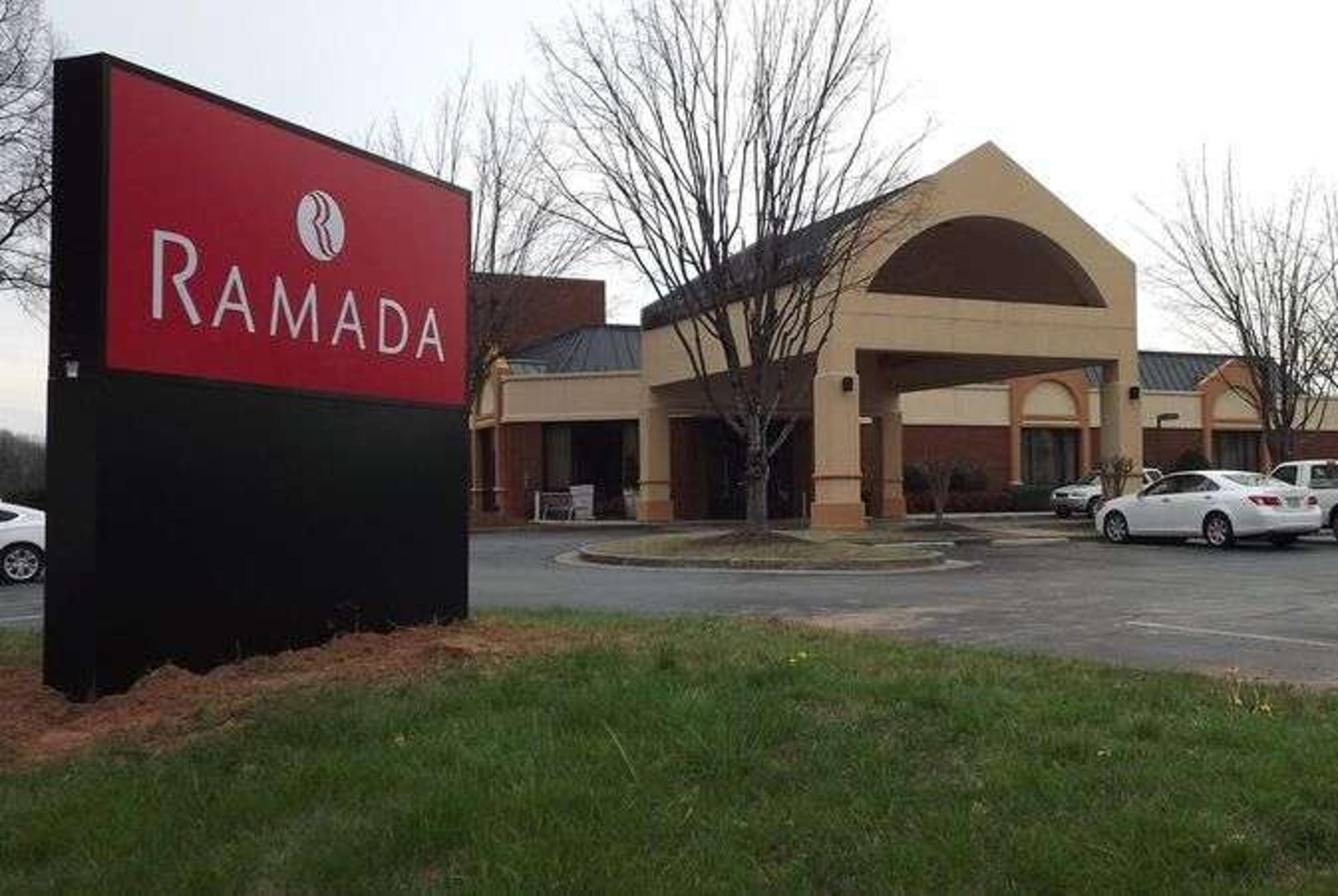 RAMADA BY WYNDHAM GAINESVILLE