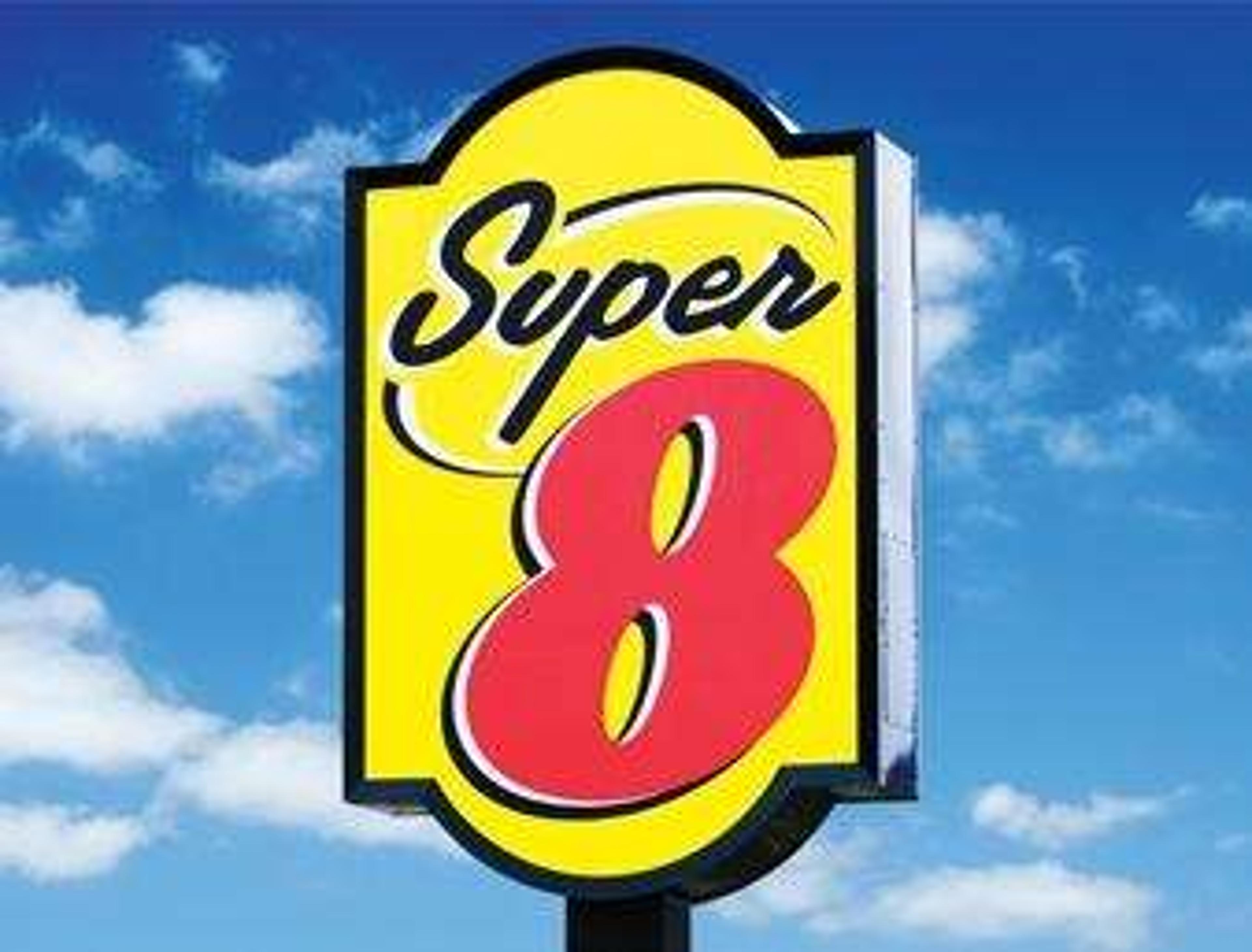 SUPER 8 HOTEL TAIYUAN RAILWAY