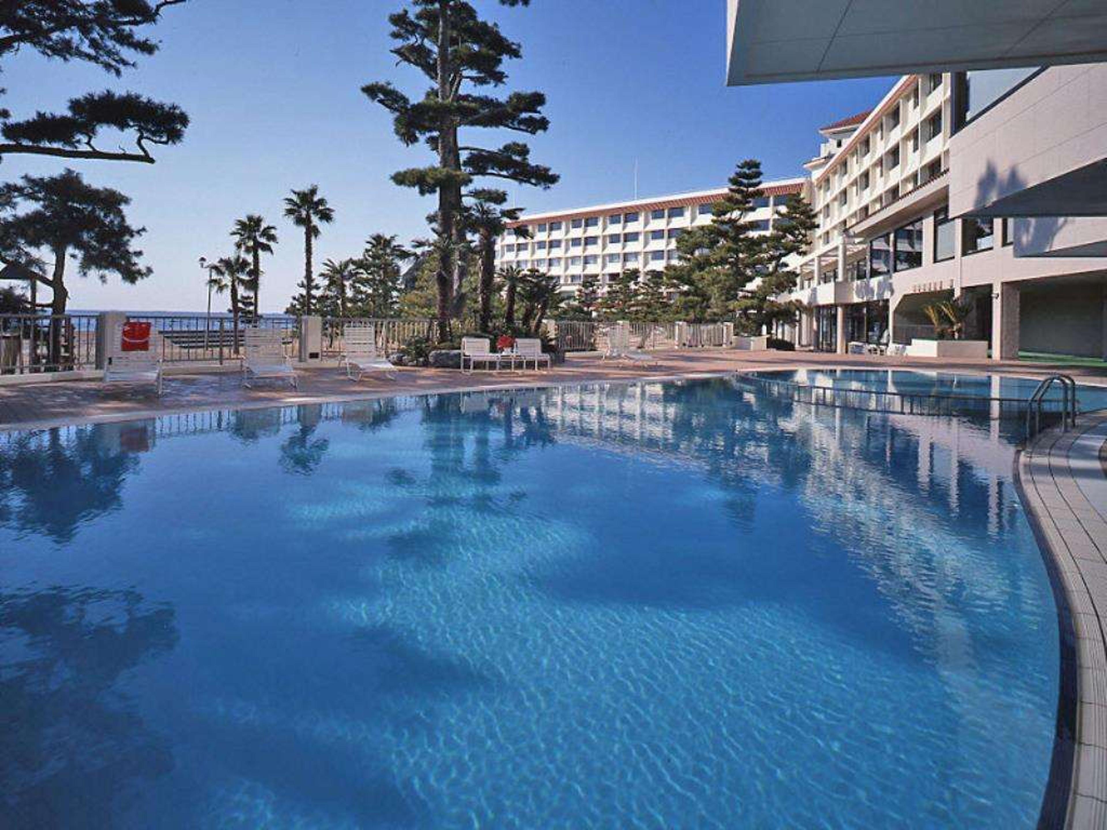 SHIRARASO GRAND HOTEL