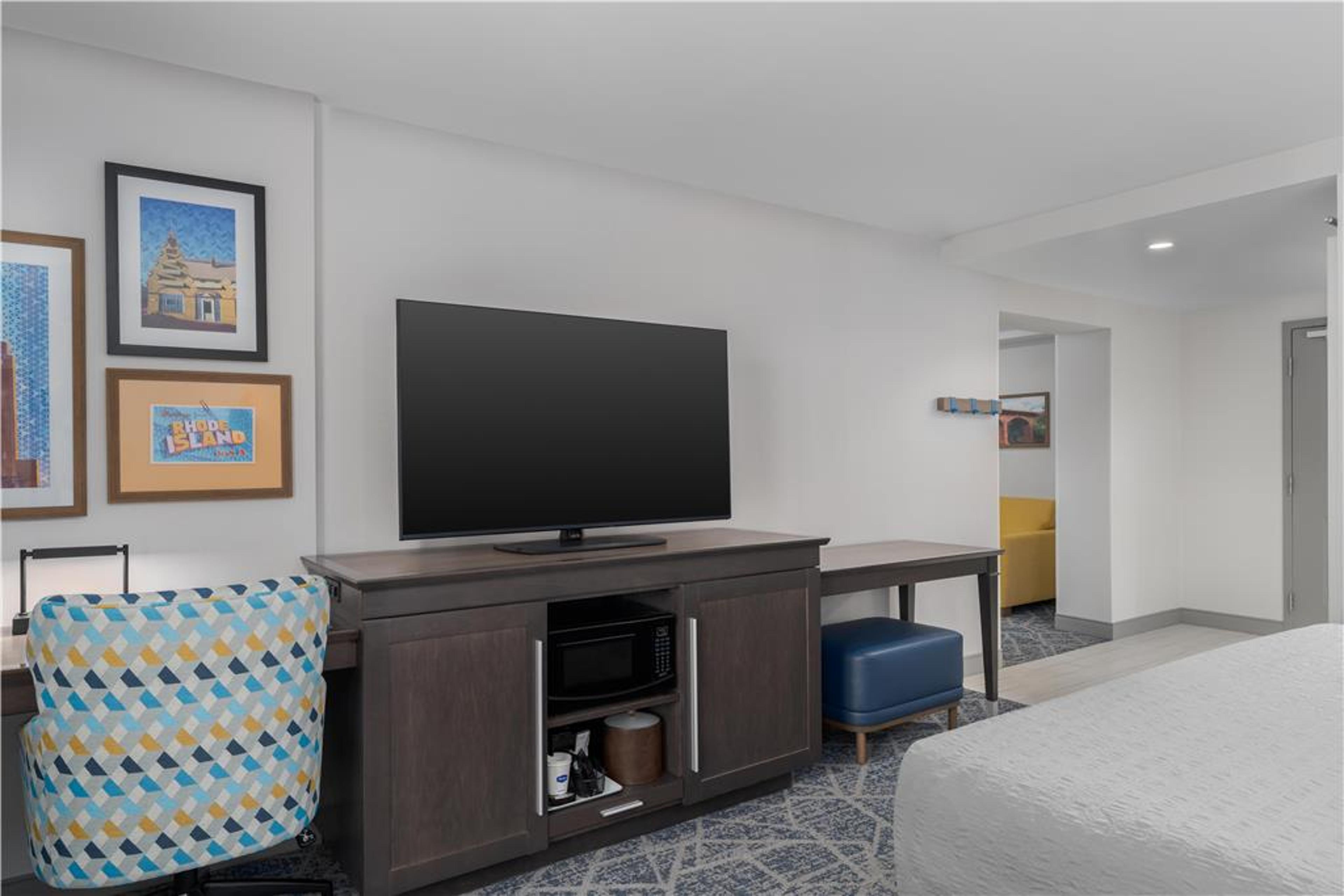 HAMPTON INN-PAWTUCKET, RI