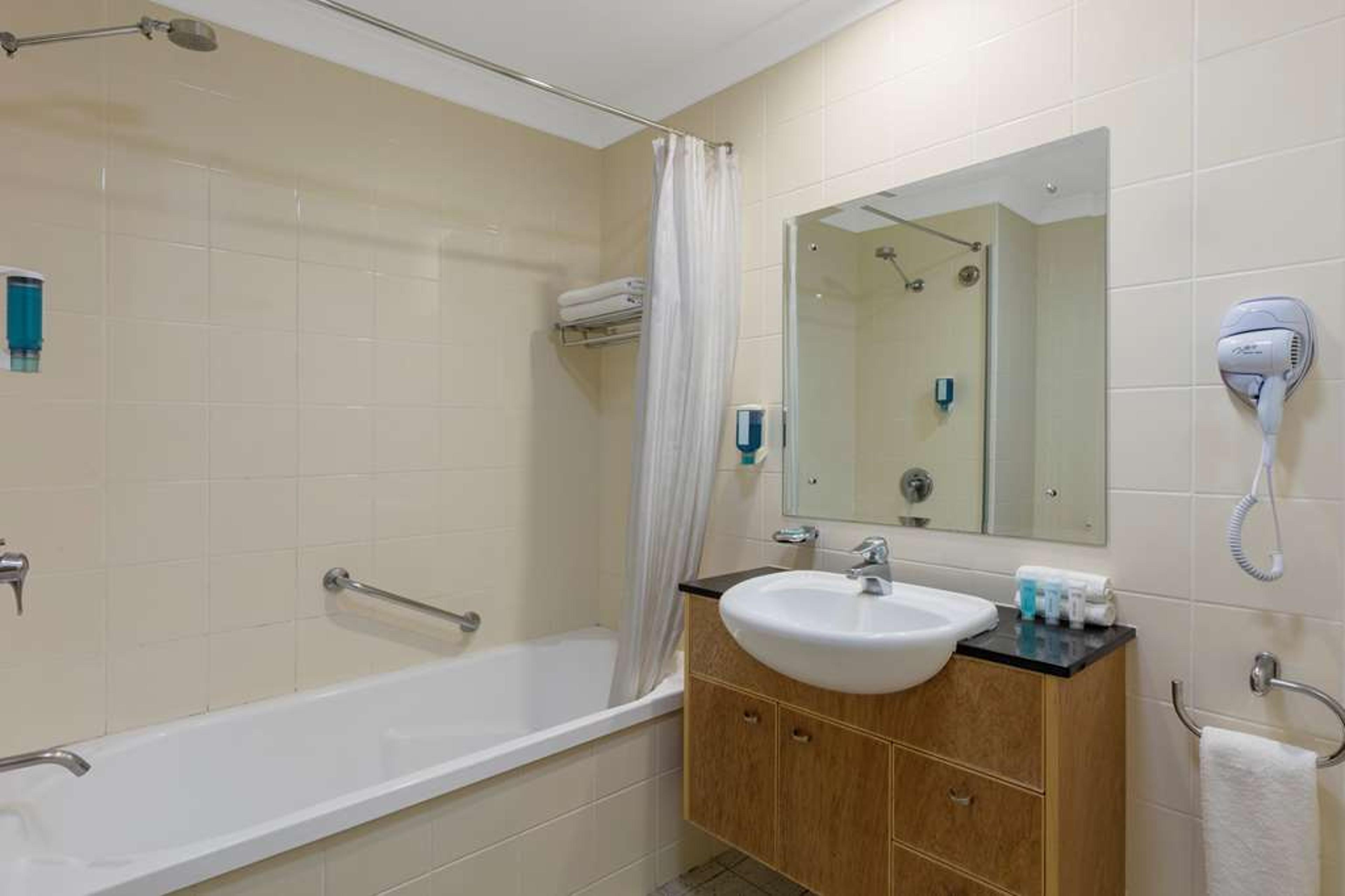 NESUTO CANBERRA APARTMENT HOTEL