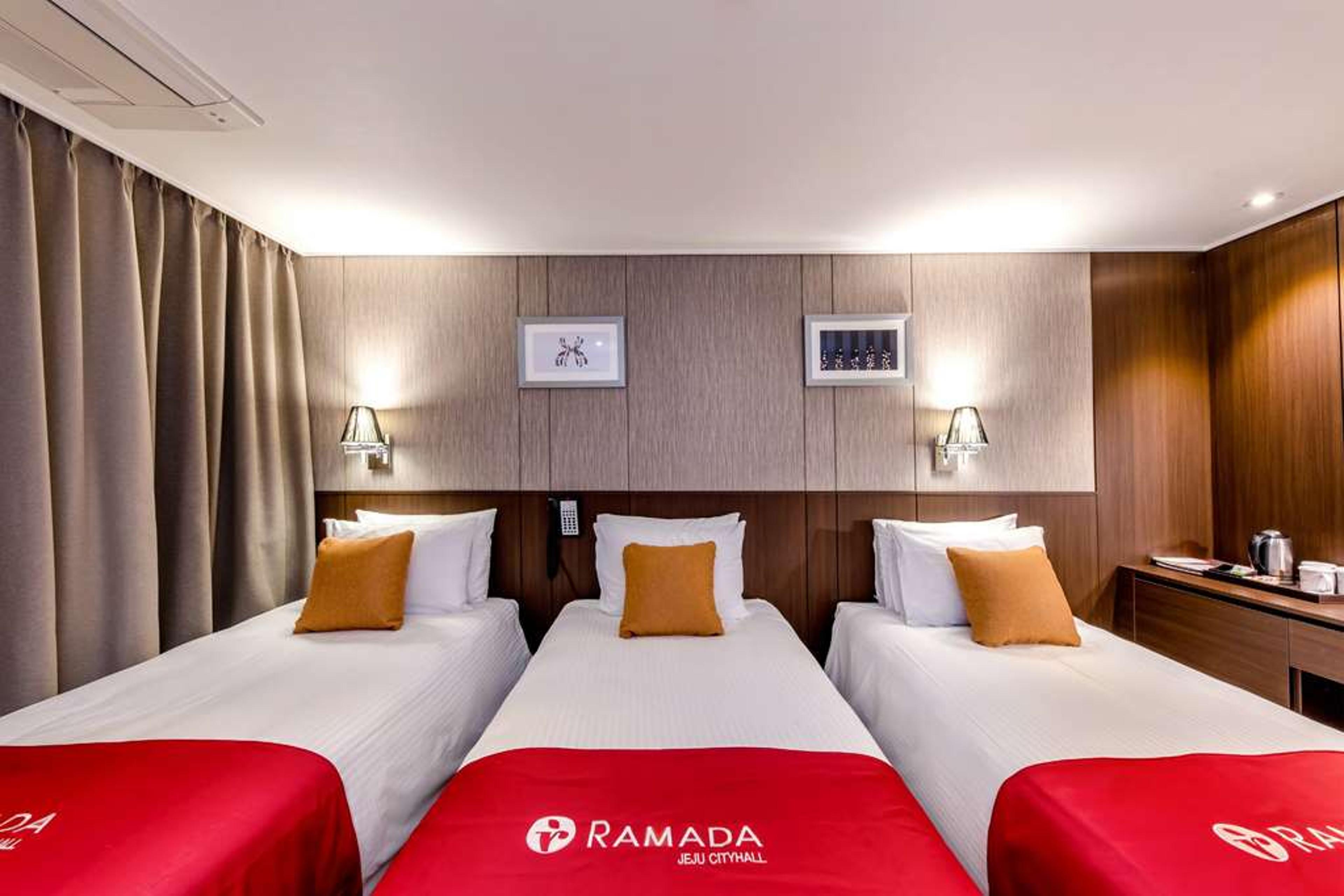 Ramada by Wyndham Jeju City Hall