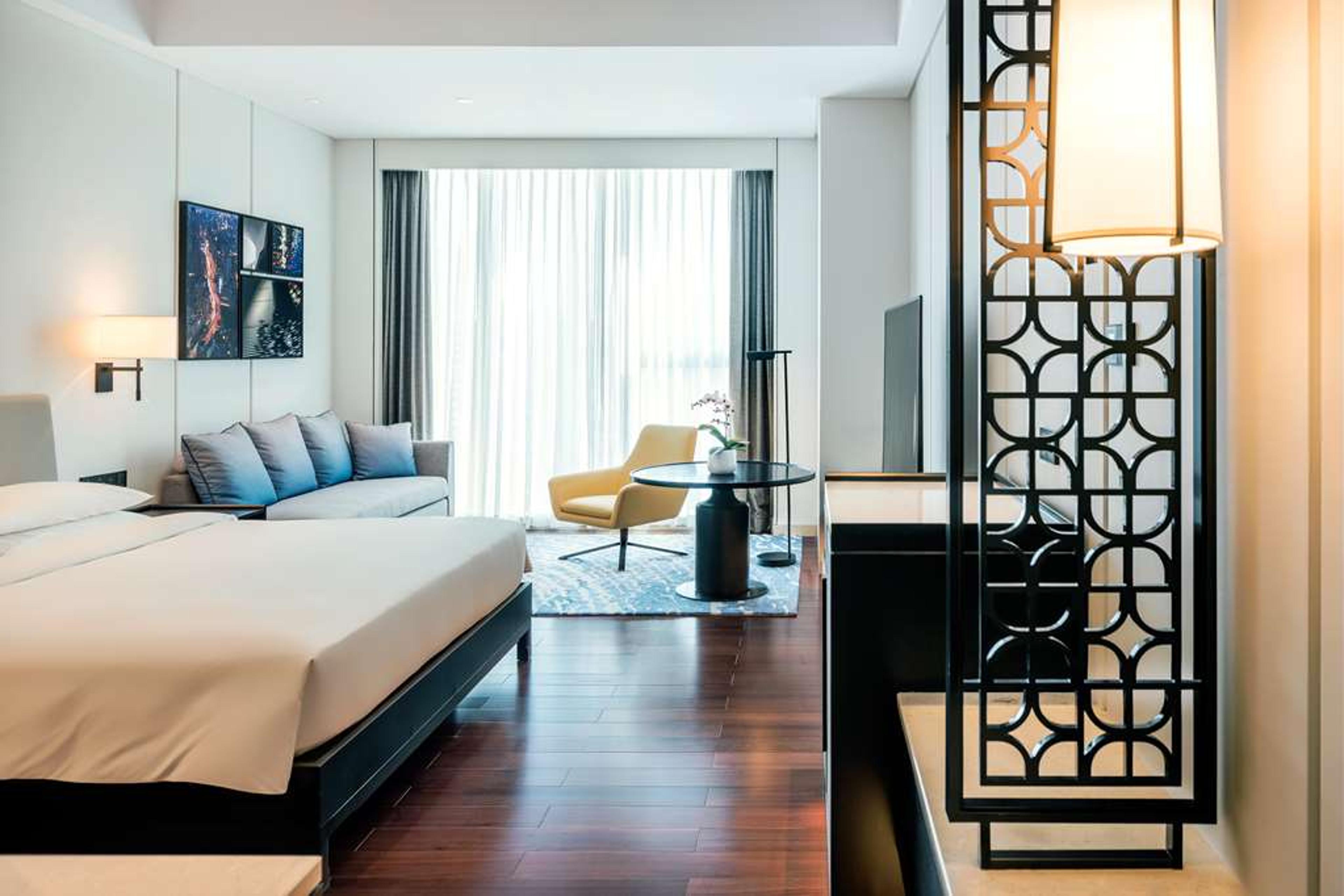 HYATT REGENCY SHANGHAI GLOBAL HARBO