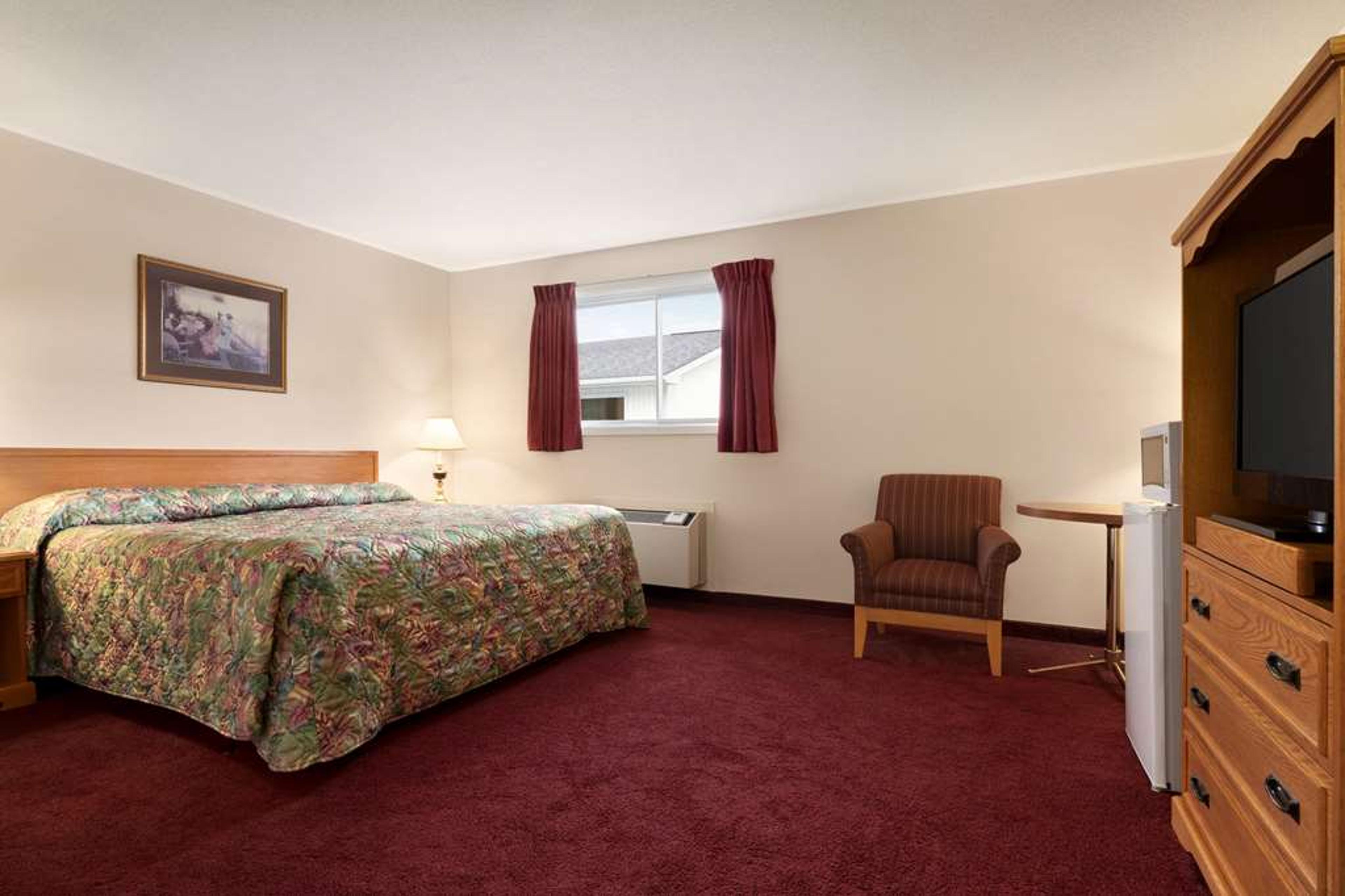 TRAVELODGE PORT ELGIN